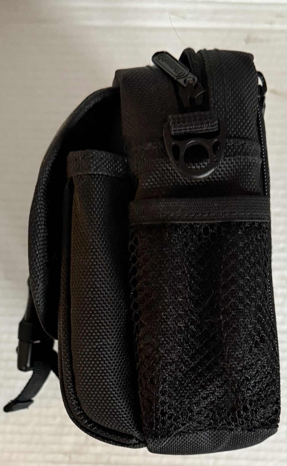 Nintendo Game Boy Advance SP Fanny Pack Carrying Case Black Gray Shoulder Bag