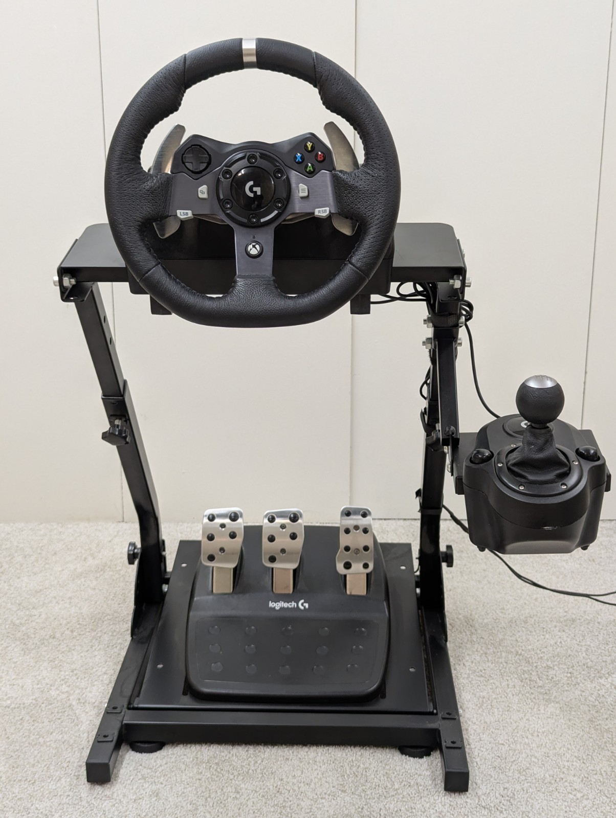 Logitech G920 Driving Force Racing Wheel and Shifter Bundle for Xbox PC