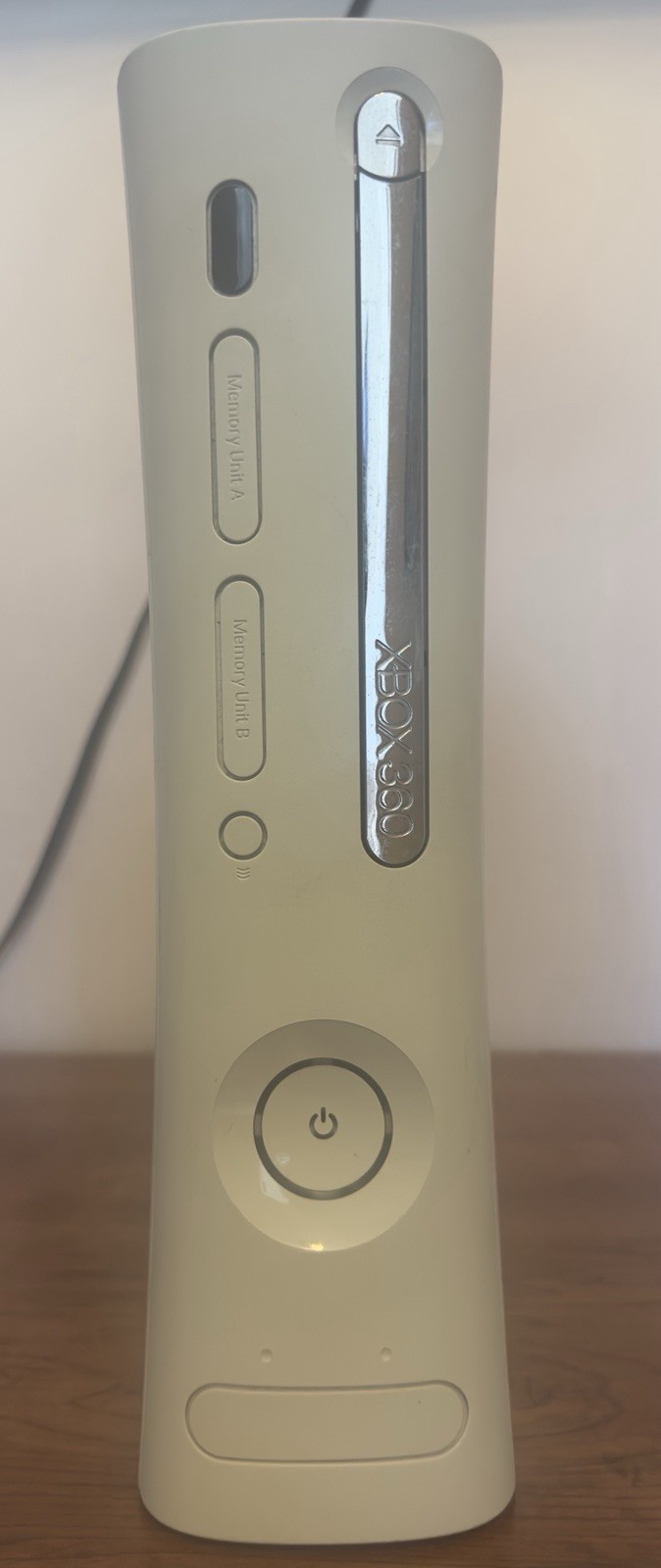 Microsoft Xbox 360 White Console HDMI w Wireless Controller Power/AV