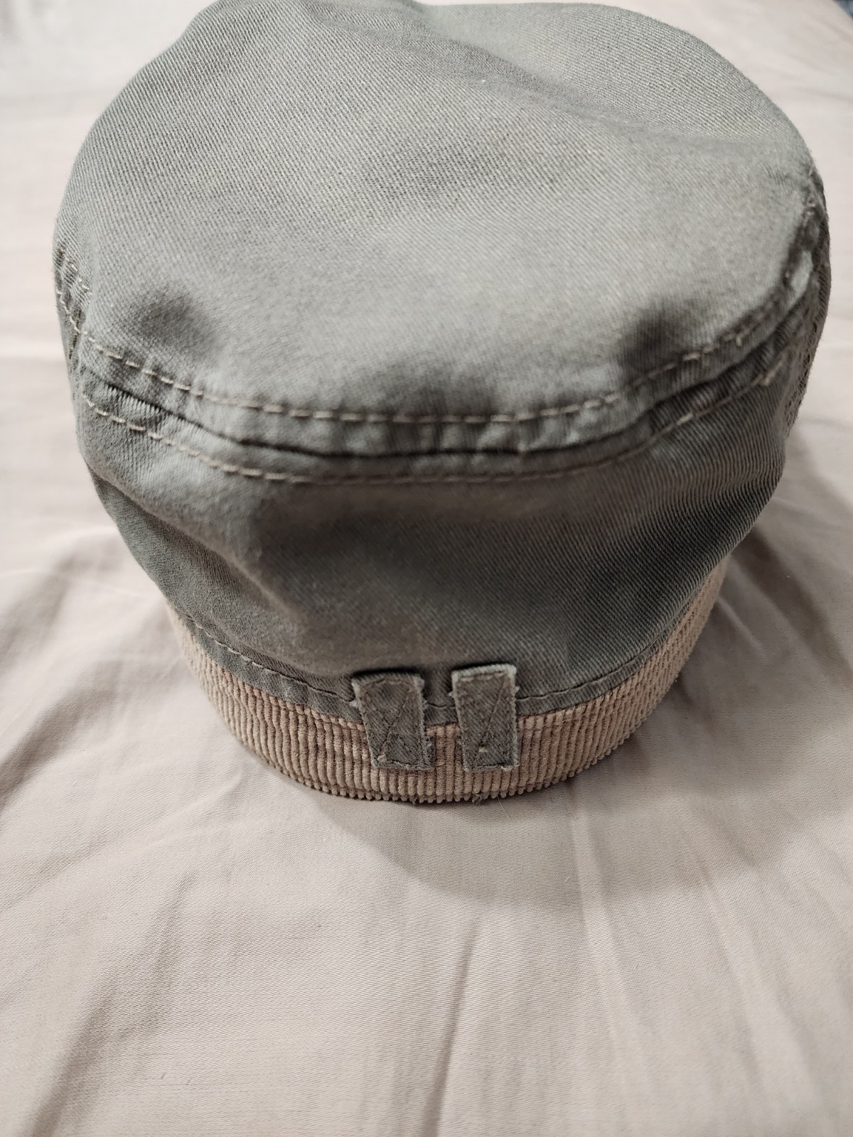 RARE GEARS OF WAR GameStop Exclusive Preorder Hat, 2011, Size S/M