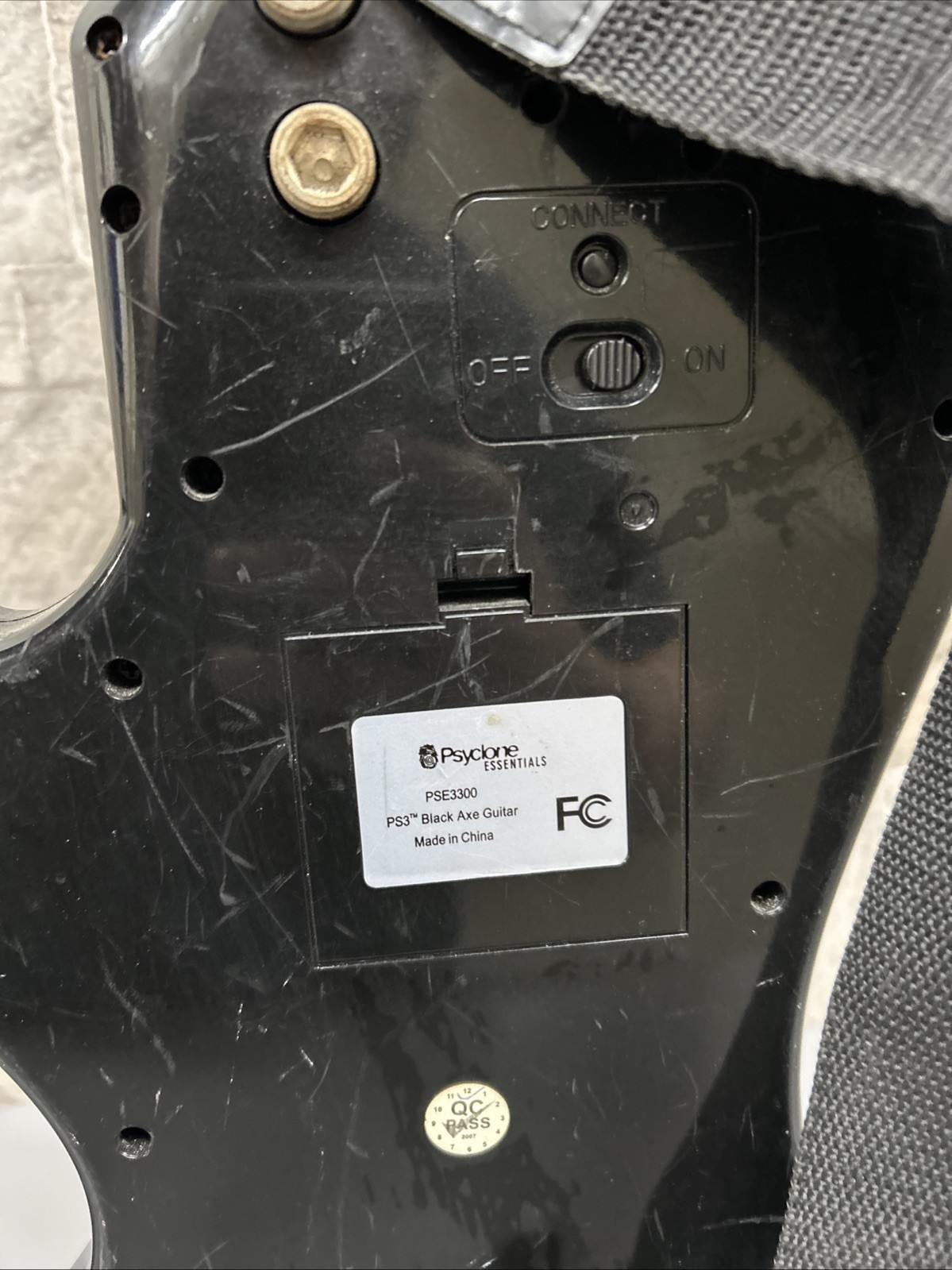 Black Axe Guitar Hero Guitar Psyclone Essentials PS3 PSE3300- No Dongle Untested