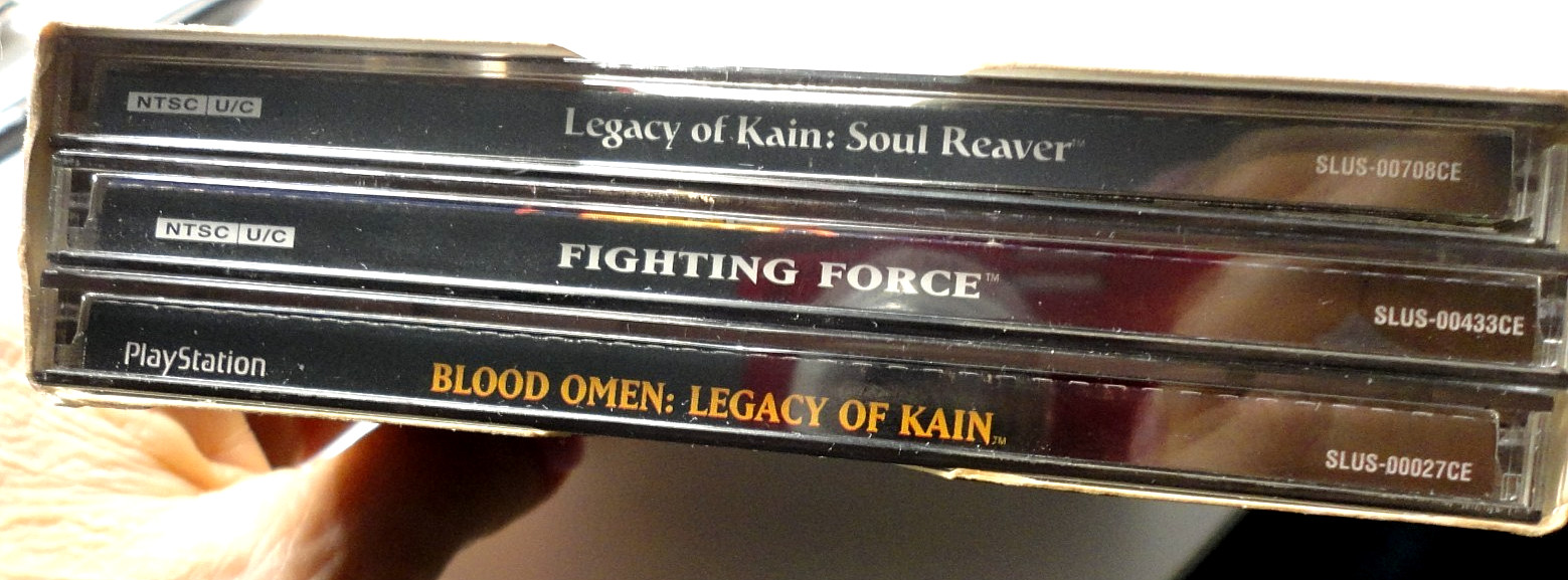 PLAYSTATION 1 EIDOS COLLECTORS’ EDITION*Fighting Force*Kain–Blood Omen/Soul Rea