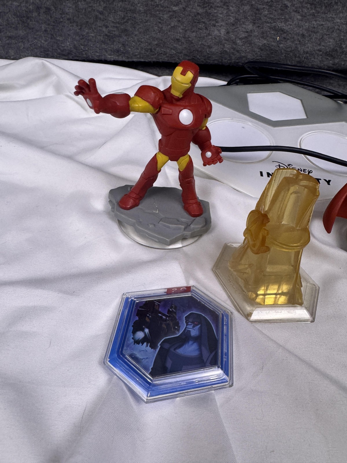 Disney Infinity USB NFC Portal Base Iron Man Thor Marvel Figures Power Discs