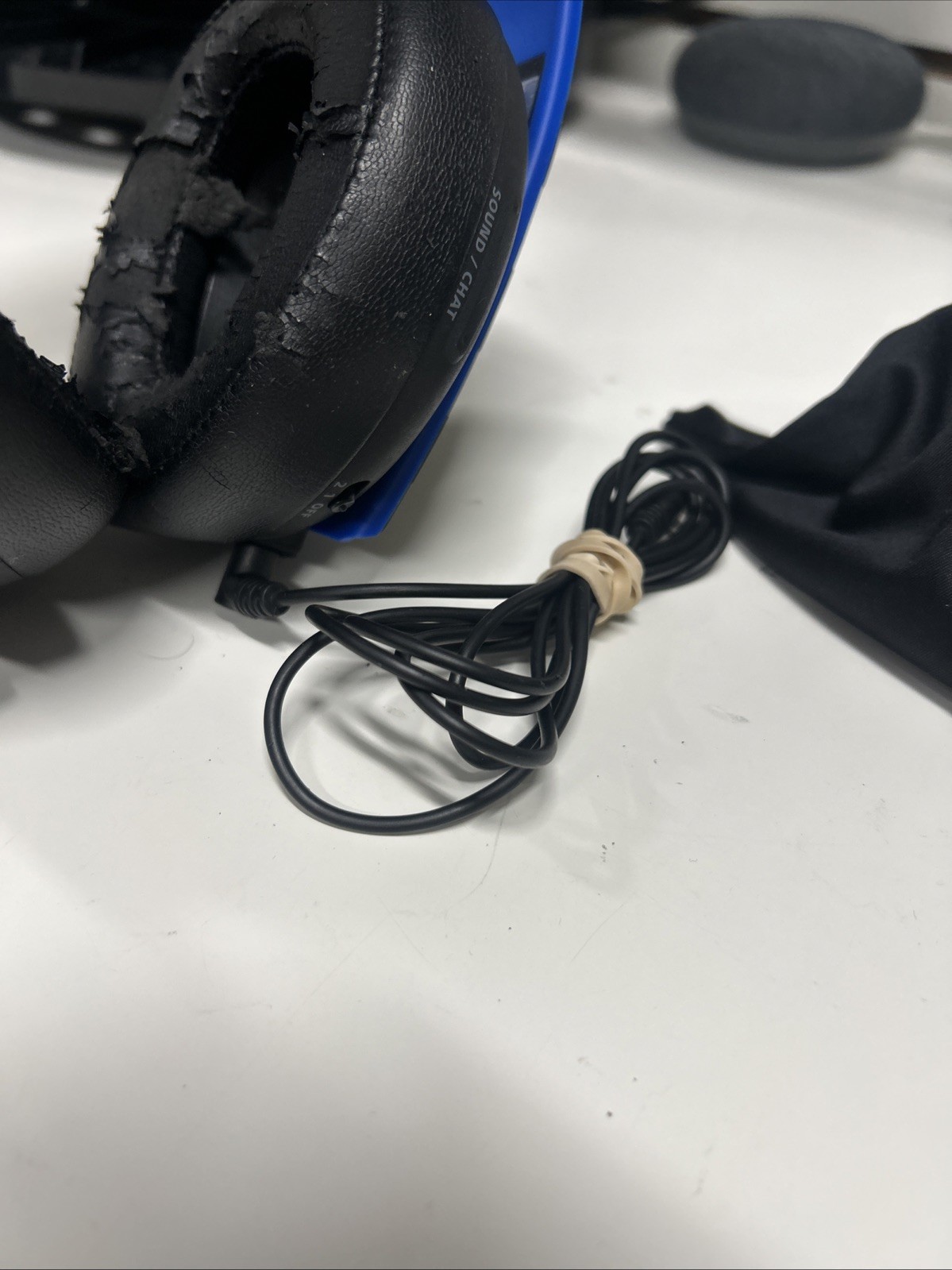 Sony PULSE 3D Ear-Cup (Over the Ear) Wireless Headphone – Black, Used