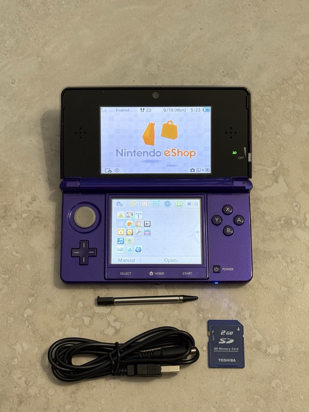 Nintendo 3ds Midnight Purple Very Good Condition USA Region With Charger