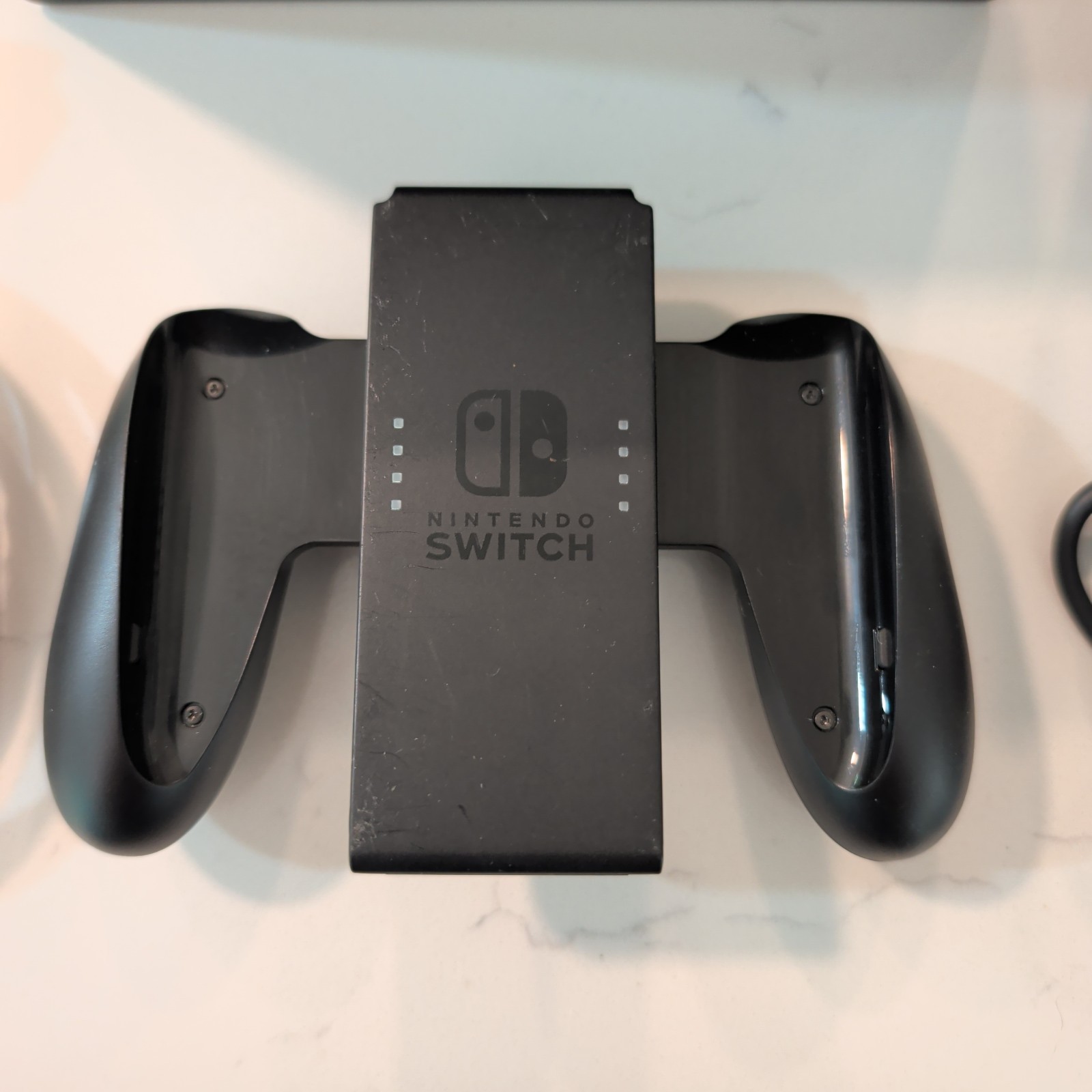 Nintendo Switch 32GB Console with Gray Joy‑Cons – Working – w/ OEM Cords