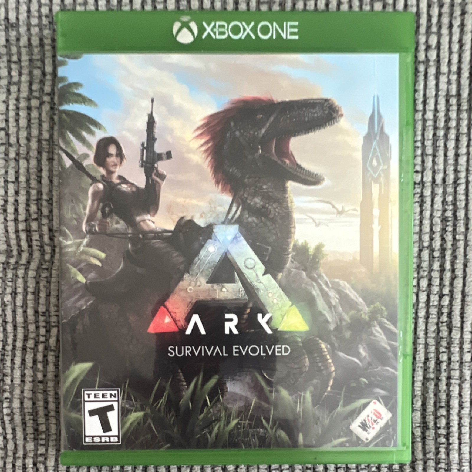 Studio Wildcard ARK: Survival Evolved Multiplayer Xbox One Game w/ Case & Disc