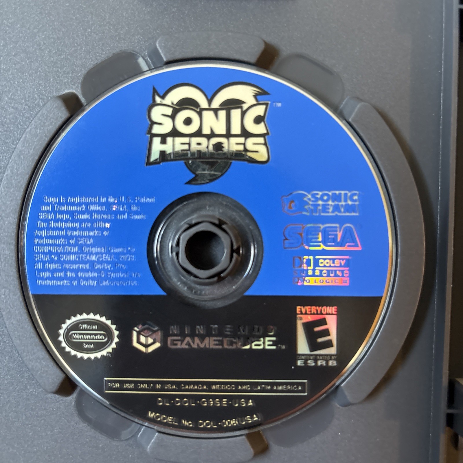 SEGA Sonic Heroes Nintendo GameCube NTSC-U/C (US/CA) w/ Manual Sonic