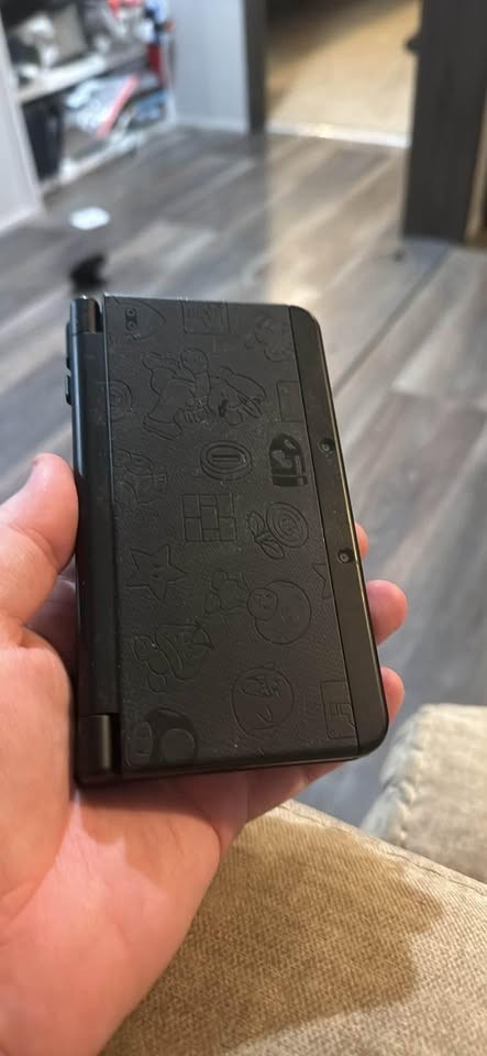 Nintendo 3DS Original Super Mario Edition 4GB Handheld System – Black