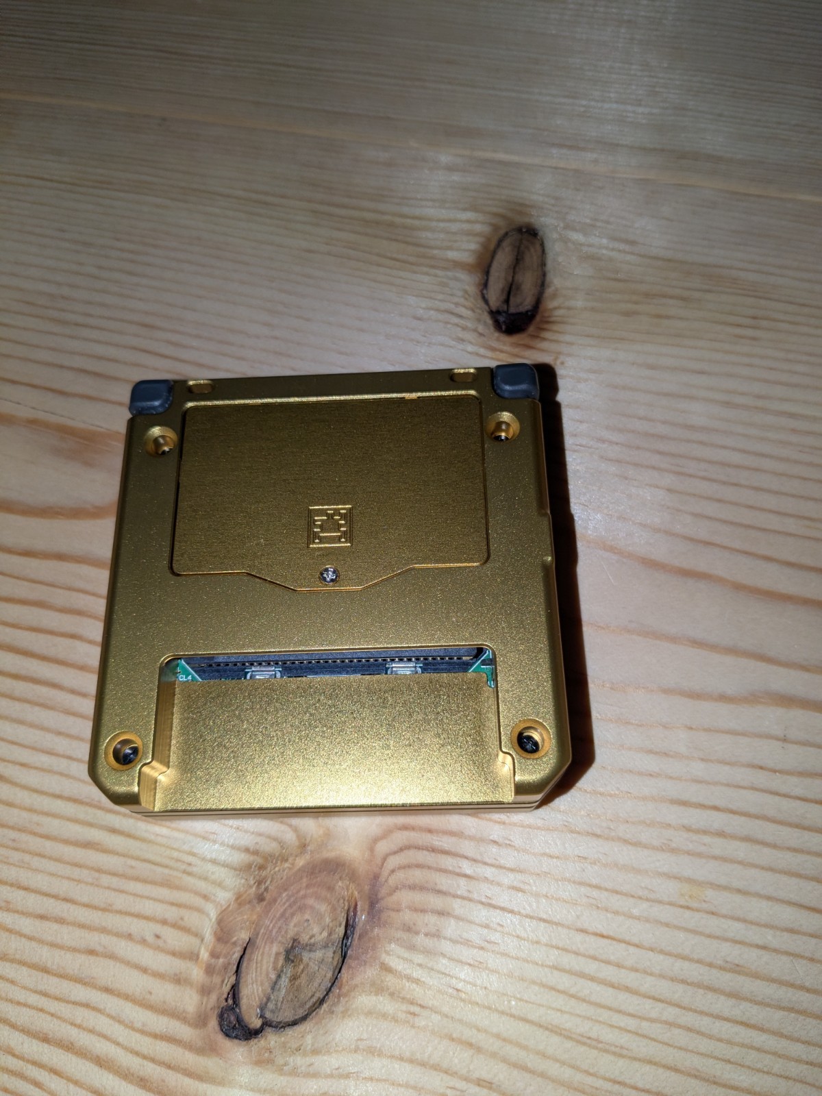 Gameboy Advance SP – BoxyPixel Hinged Metal with IPS Screen & USB-C Aluminum