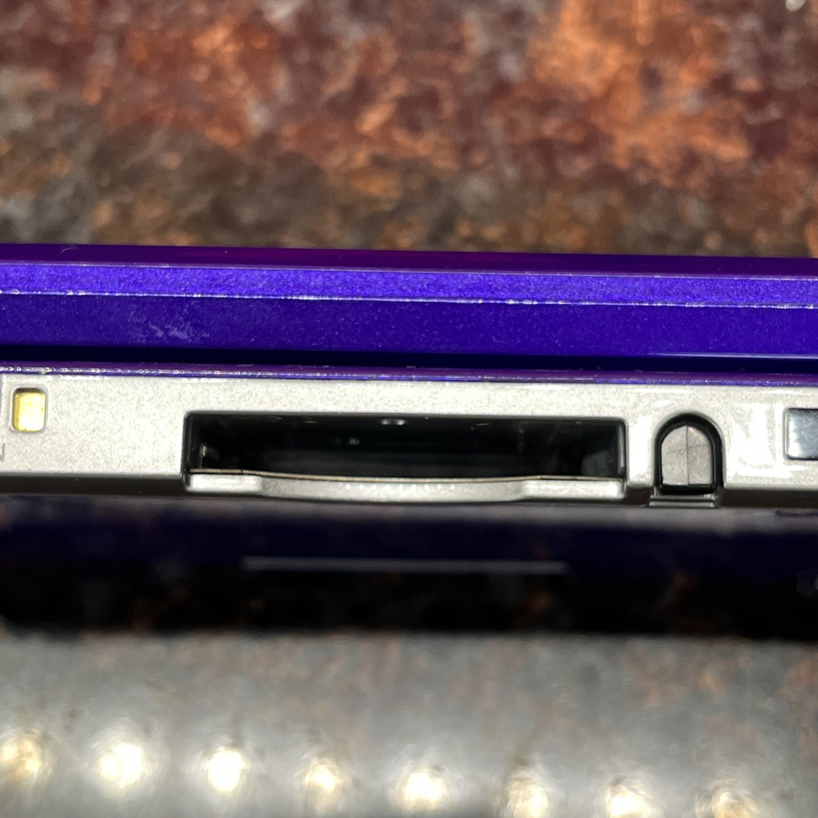 Nintendo 3DS Purple CTR-001(USA) 3D Wi-Fi W/ Stylus!! (LOOK)
