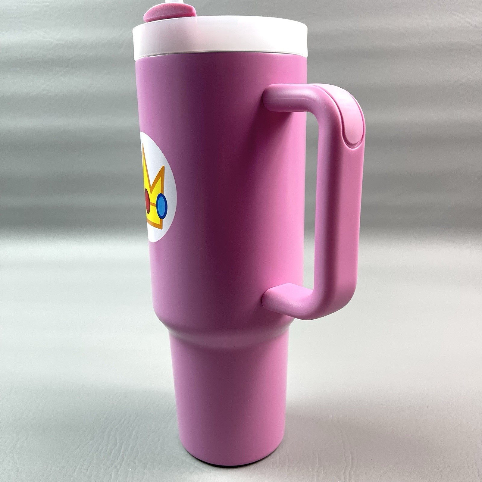 Nintendo Super Mario Princess Peach Pink 40oz Tumbler Pyramid America