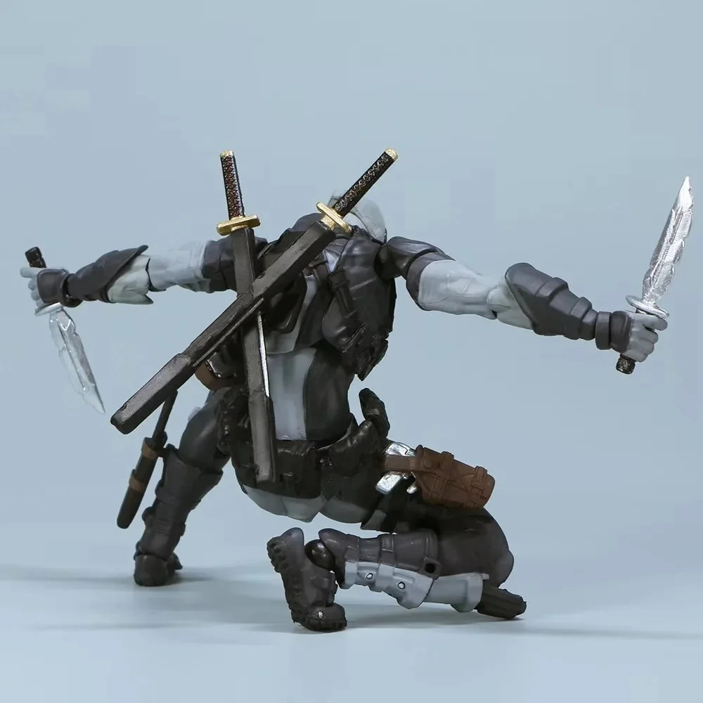 AMAZING YAMAGUCHI Deadpool 2.0 Grey Action Figure Movable KAIYODO Wade Toy Sets