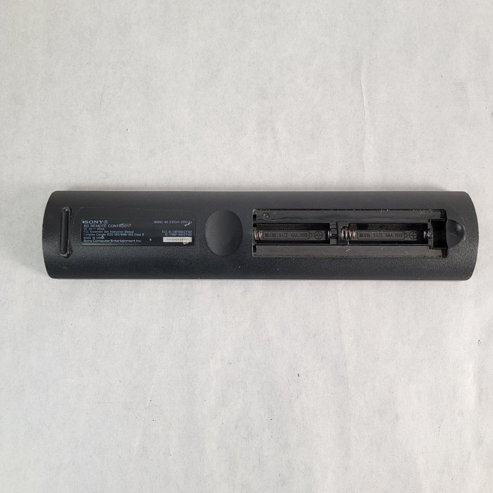 Sony PS3 BD Playstation 3 Media Blu-ray Disc Remote Control (CECH-ZRC1U)
