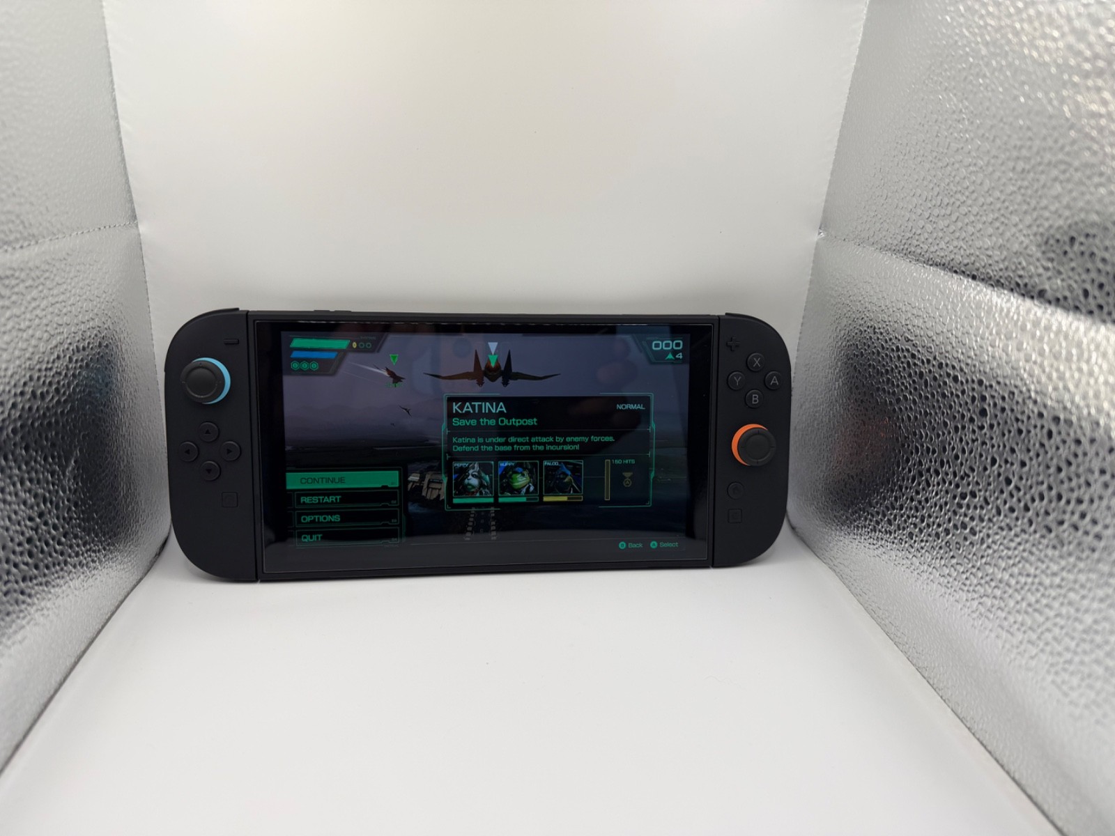 Nintendo Switch 2 Handheld Console Black 256GB w/ Controllers/Dock (USED)