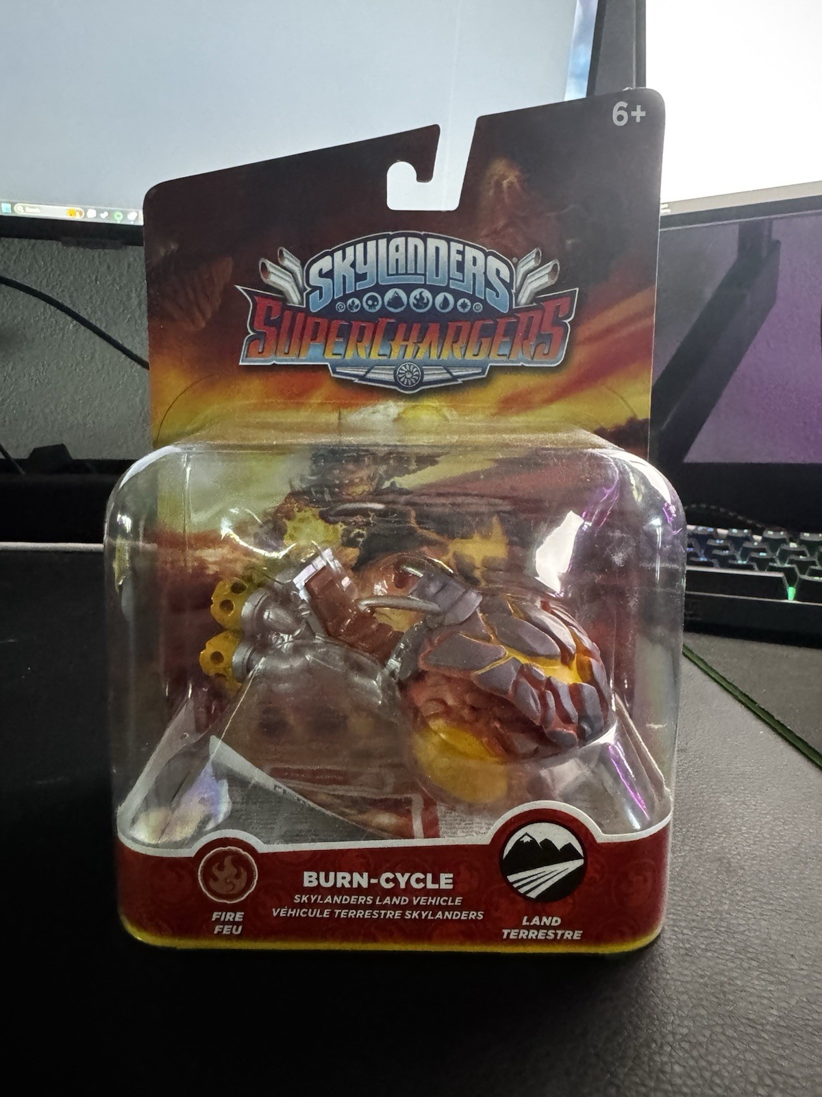 Activision Skylanders Superchargers Burn-Cycle Vehicle Figure