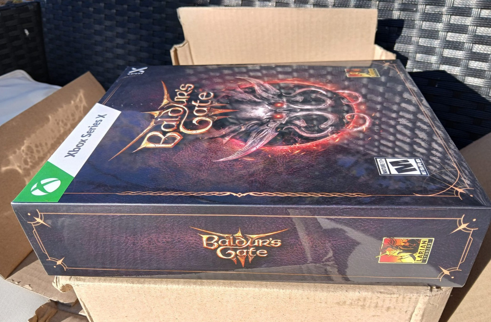 Baldur’s Gate 3 Physical Deluxe Edition Big-Box Limited Exclusive English – Xbox