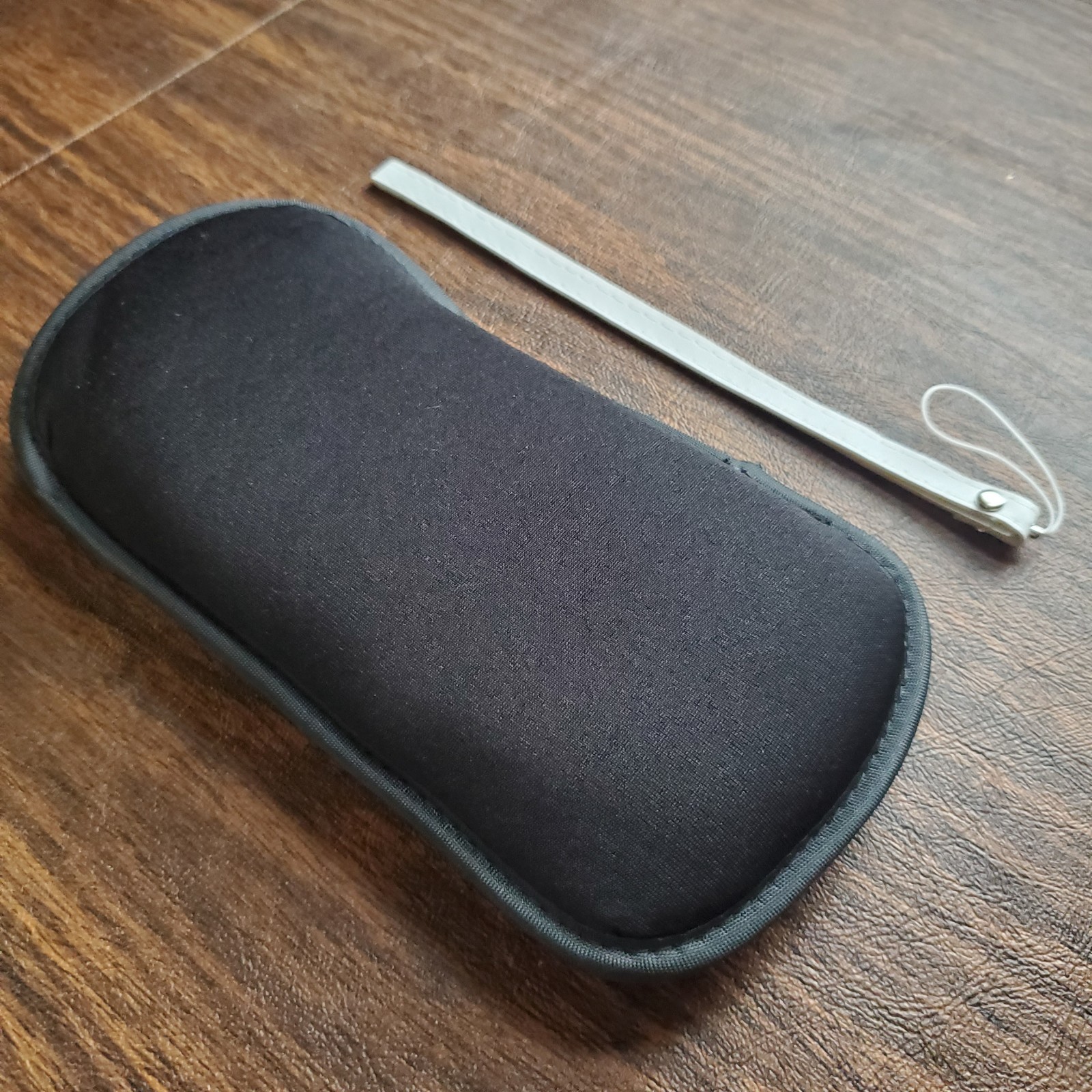 Soft Padded Pouch Protective Sleeve Case for PSP 1000/2000/3000 Free Wrist Strap