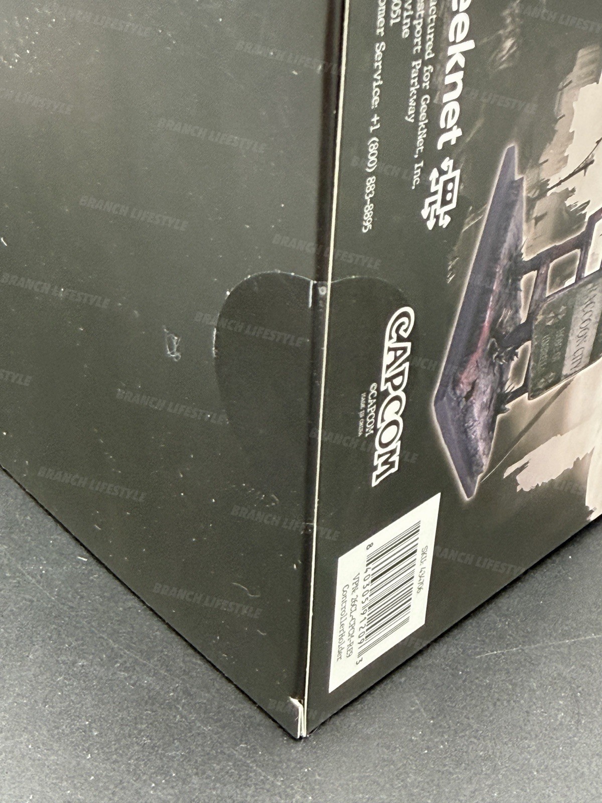 NEW Resident Evil 9 Requiem Universal PS5 Controller Holder GameStop Exclusive