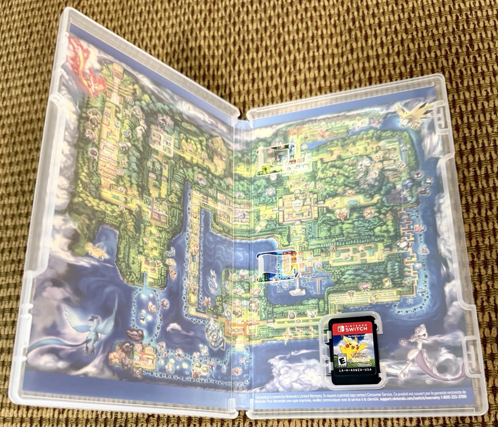 Pokemon Let’s Go Pikachu Box Set W/ Poke Ball Plus Nintendo Switch Complete