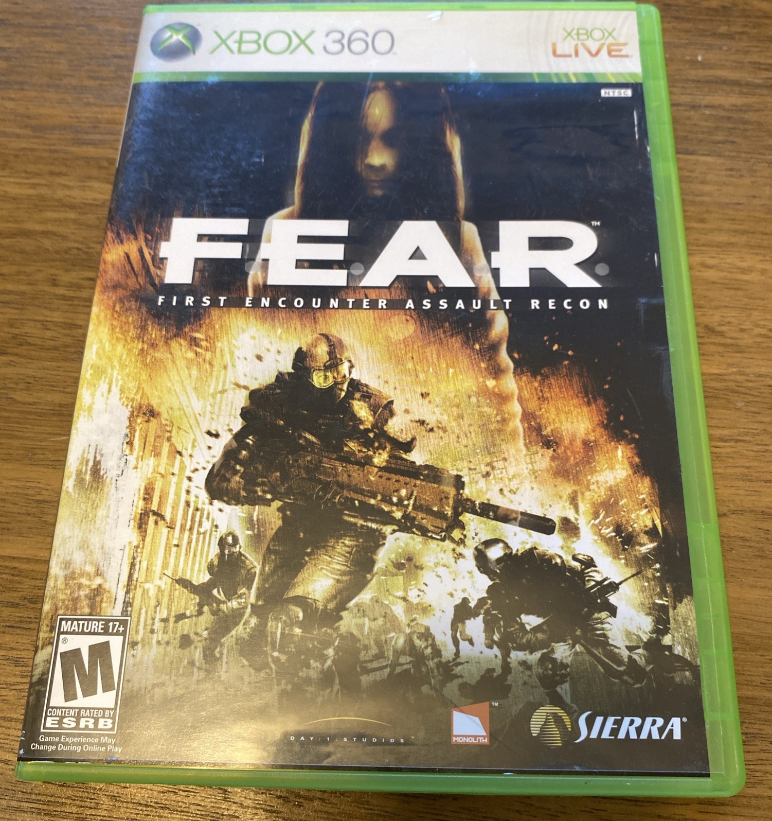 Sierra F.E.A.R. First Encounter Assault Recon Xbox 360 FPS Shooter M NTSC 2006