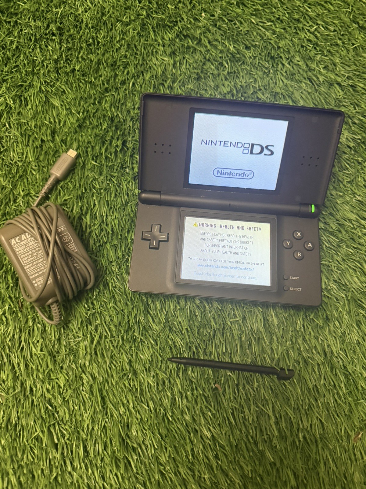 Nintendo DS Lite Console System — Tested/Works