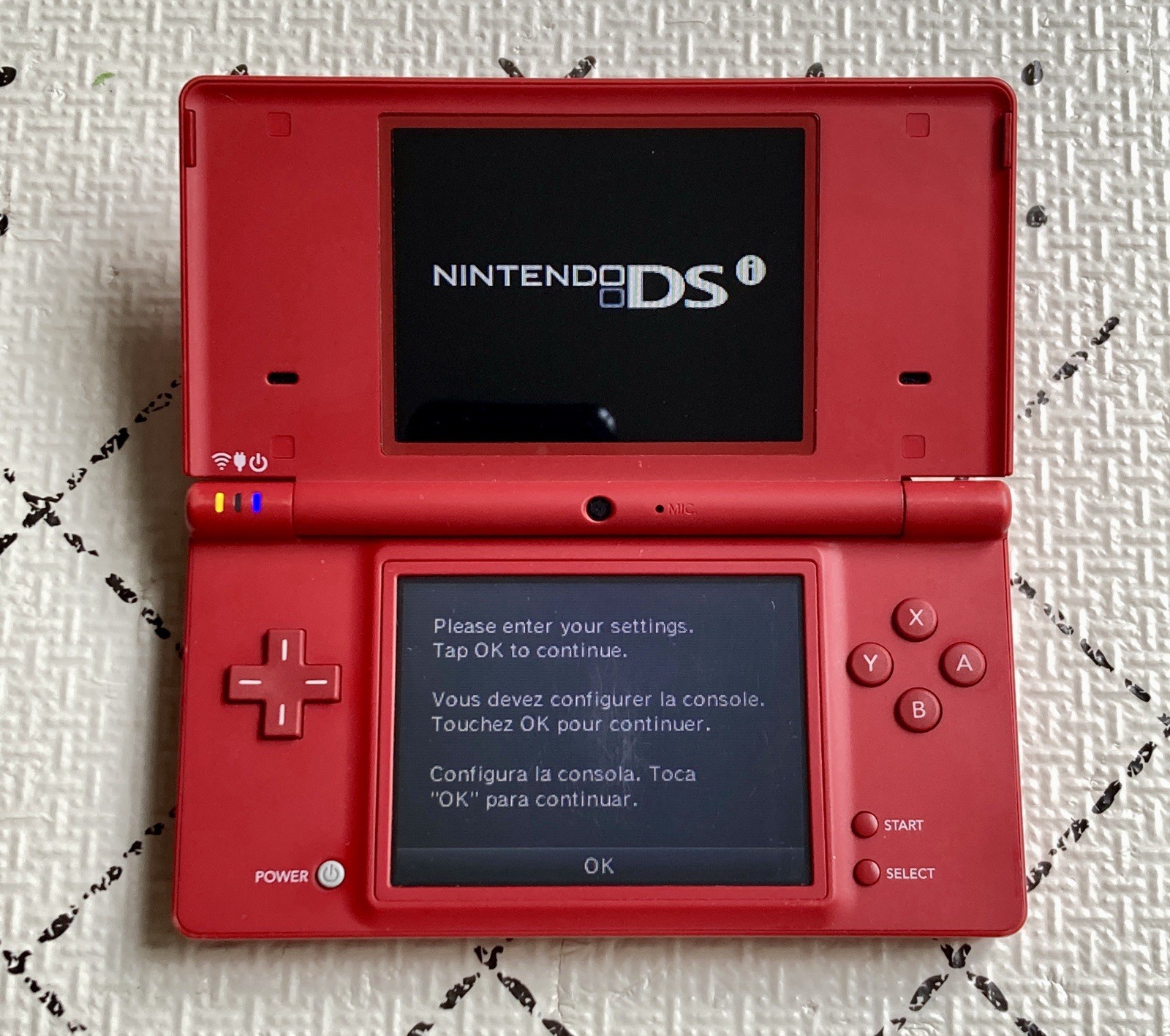 CIB Nintendo DSi Launch Edition Matte Red Handheld System W/ ALL Wrapping!