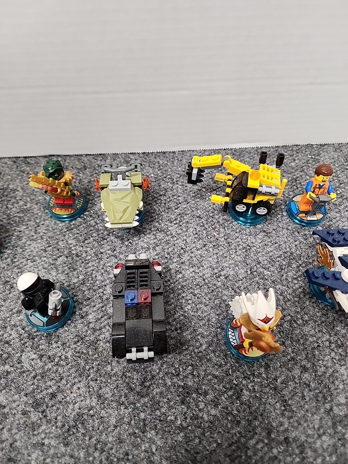 Lego Dimensions LOT Character Tags Vehicle Builds Minifigures