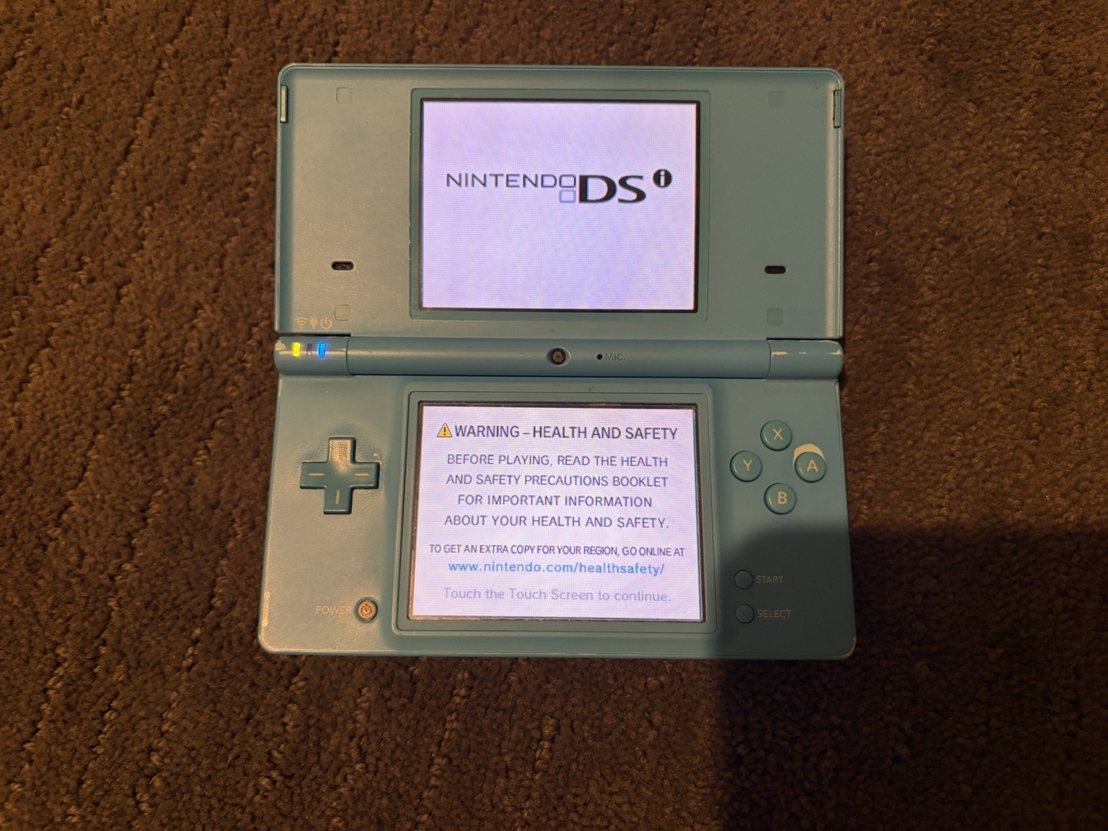 Nintendo DSi Blue Handheld w/ Box, Manual, Charger & Stylus Tested See Pics