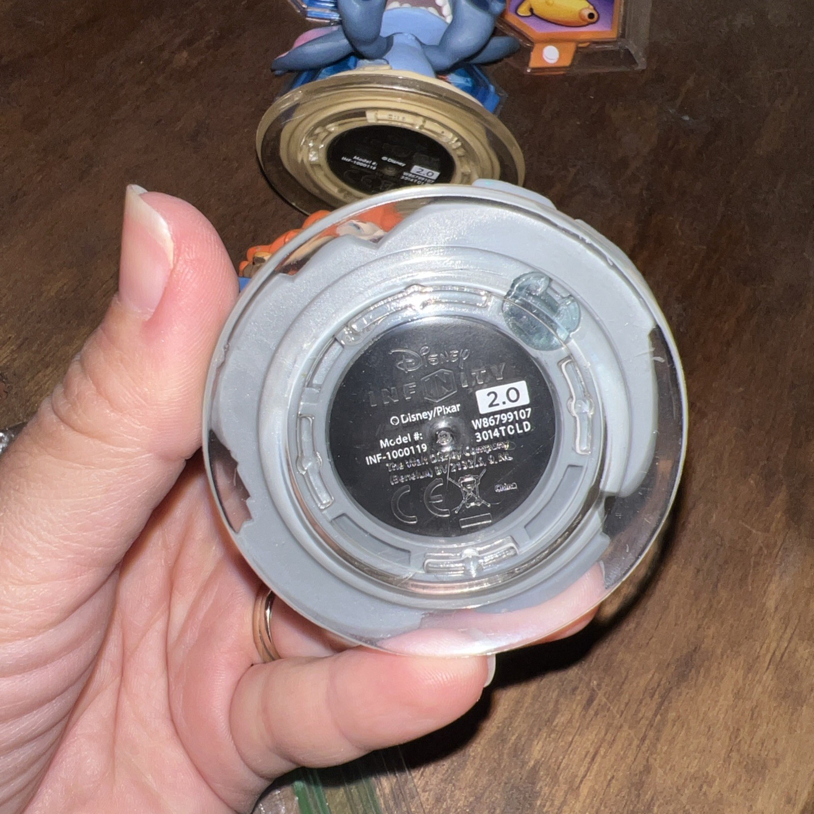 DISNEY INFINITY 2.0 FIGURES MERIDA, STITCH AND 3 POWER DISCS
