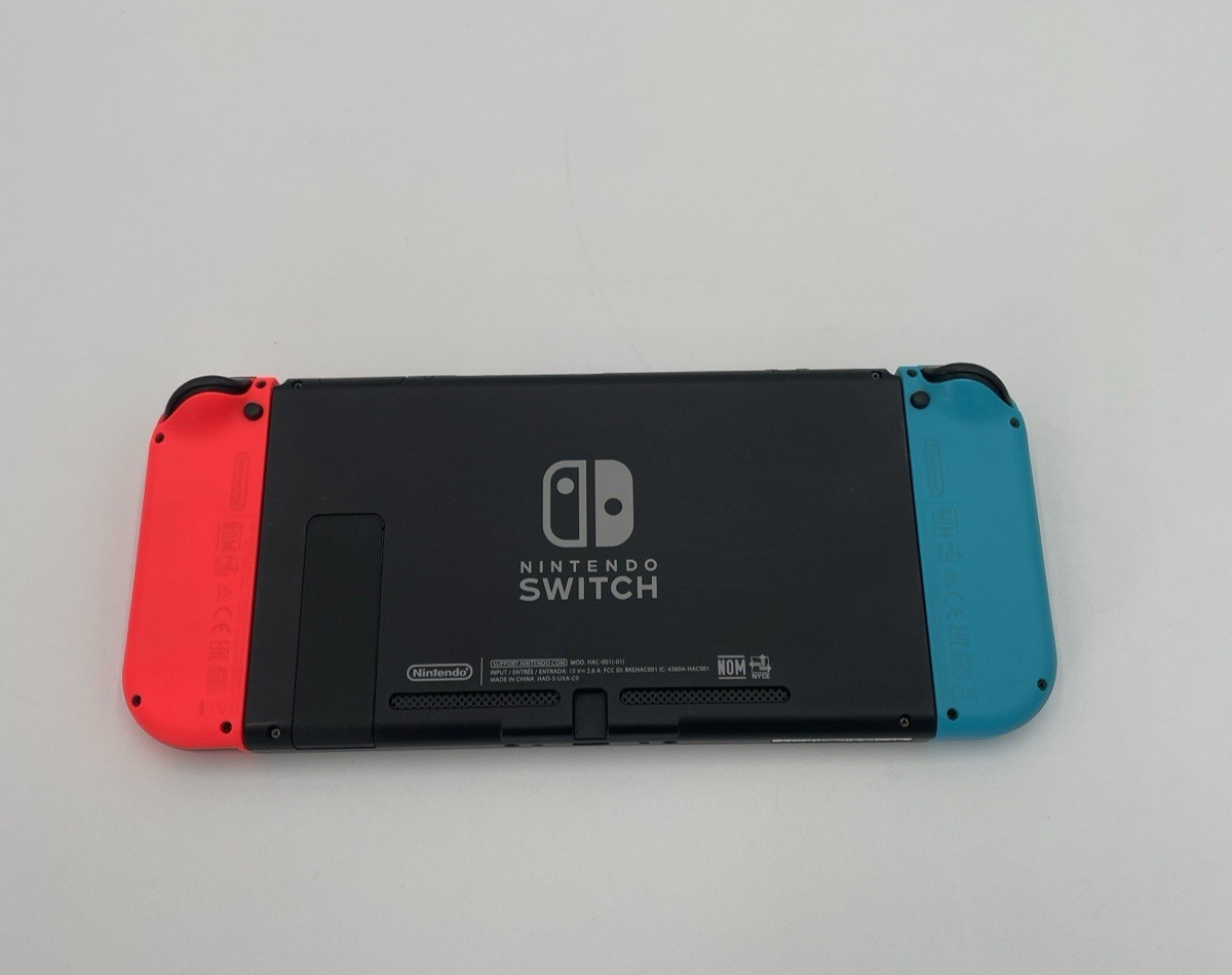Nintendo Switch 32GB Handheld System – Gray