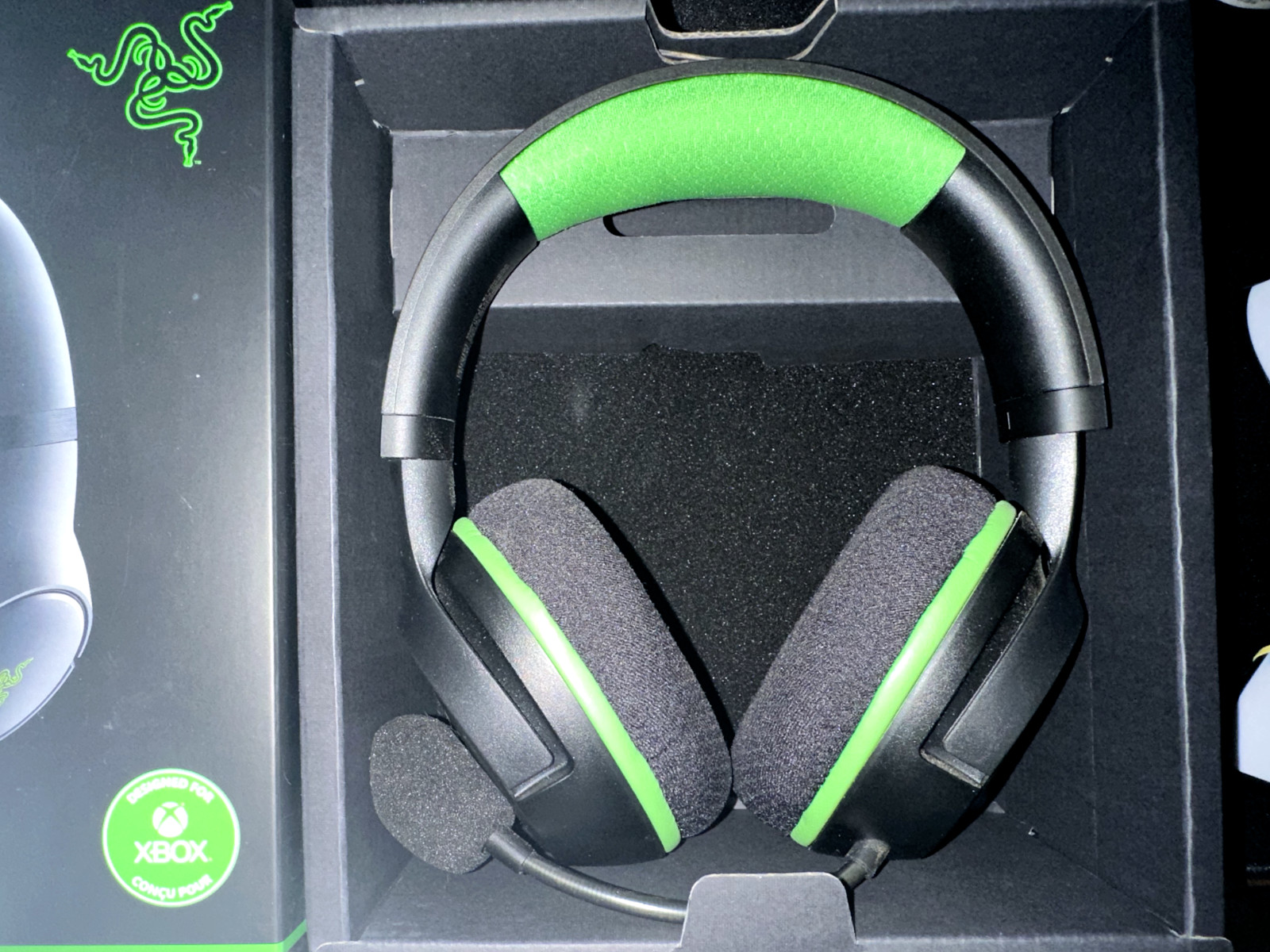Razer Kaira Wireless Gaming Headset for Xbox Series X/S – Black/Green