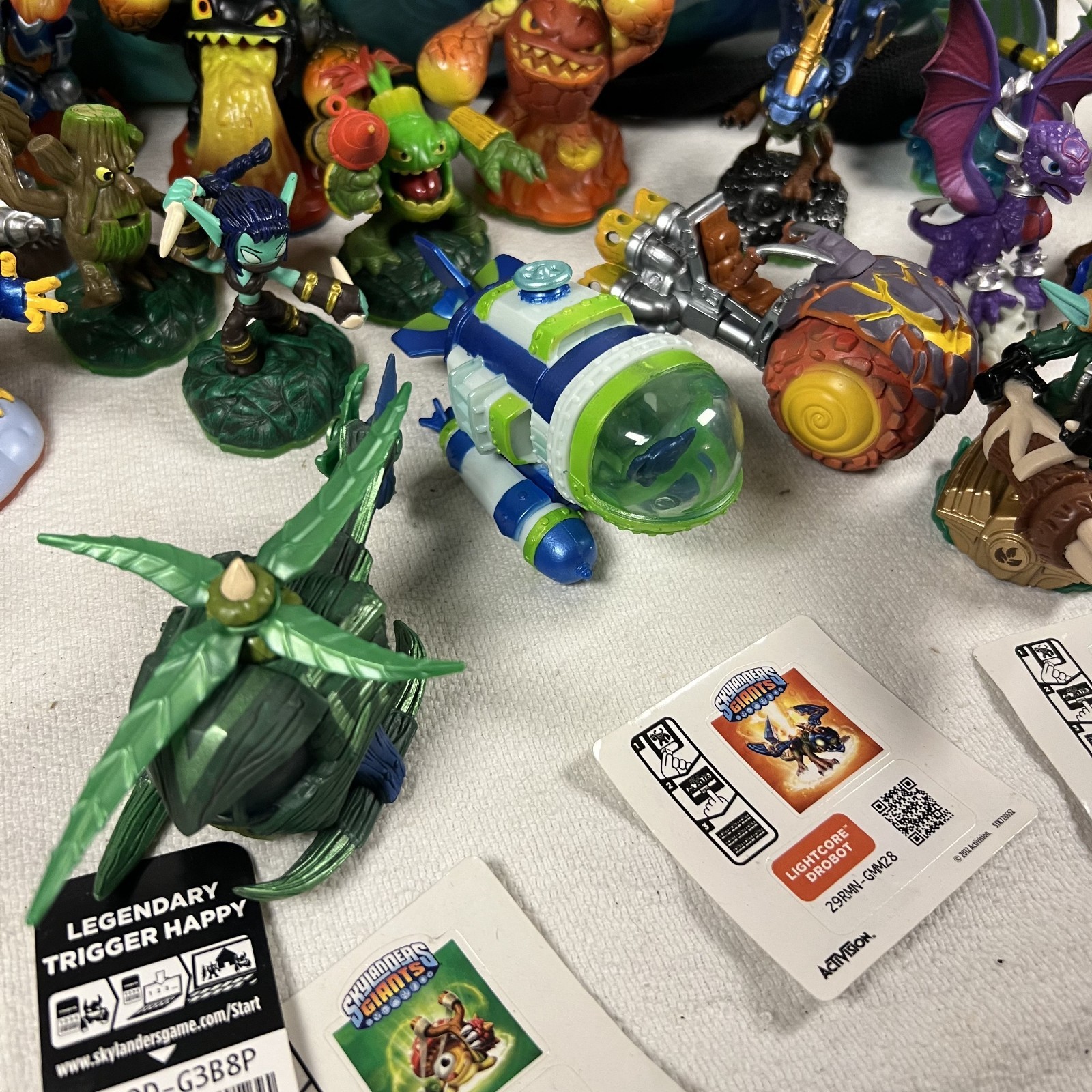 SKYLANDERS Figures Huge Lot Swap Force Giants Etc. See Pictures