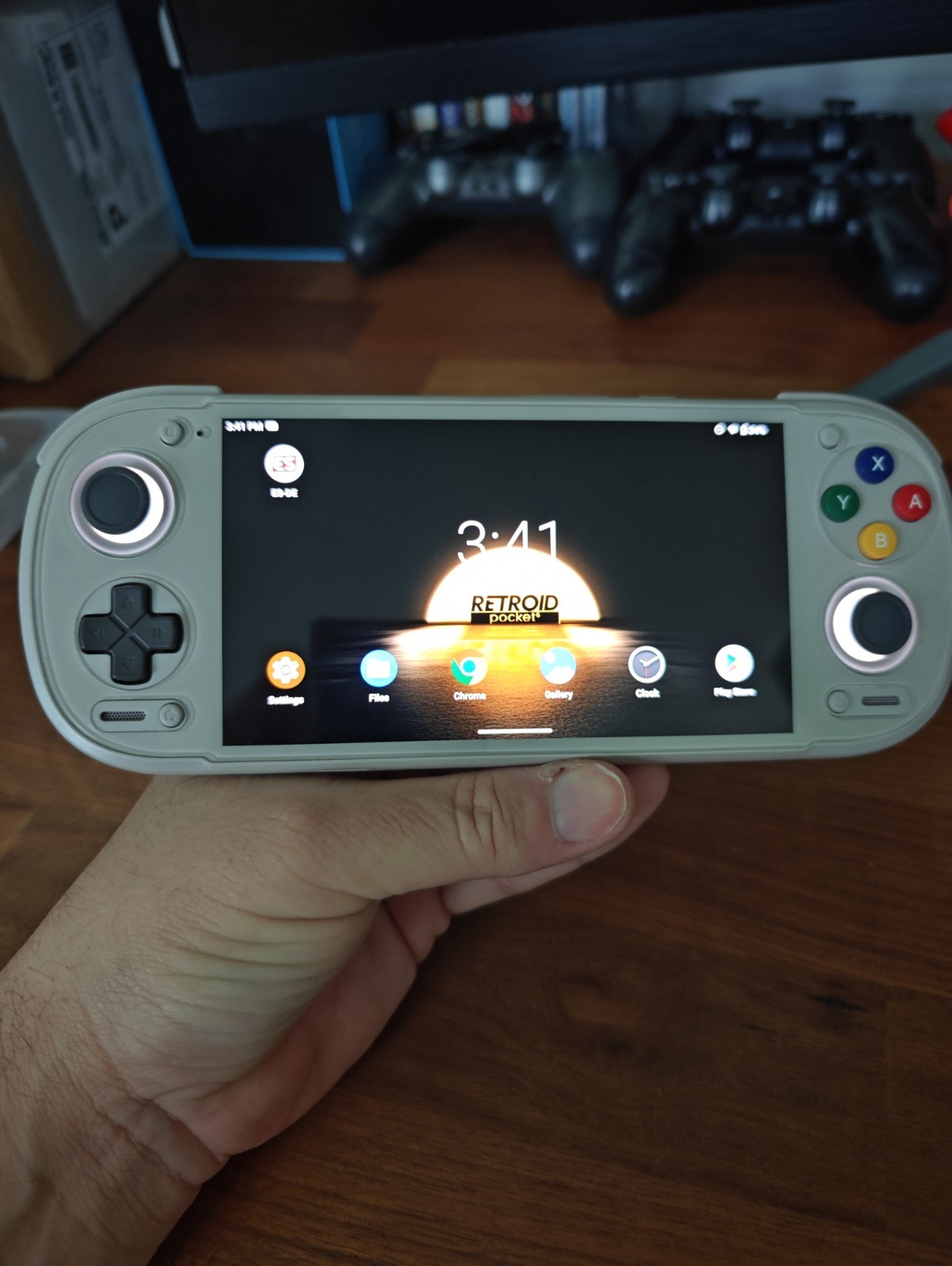 Retroid Pocket 6 – 16Bit | 12gb Ram/256gb storage |OEM Grip&Case, +256gb SD card