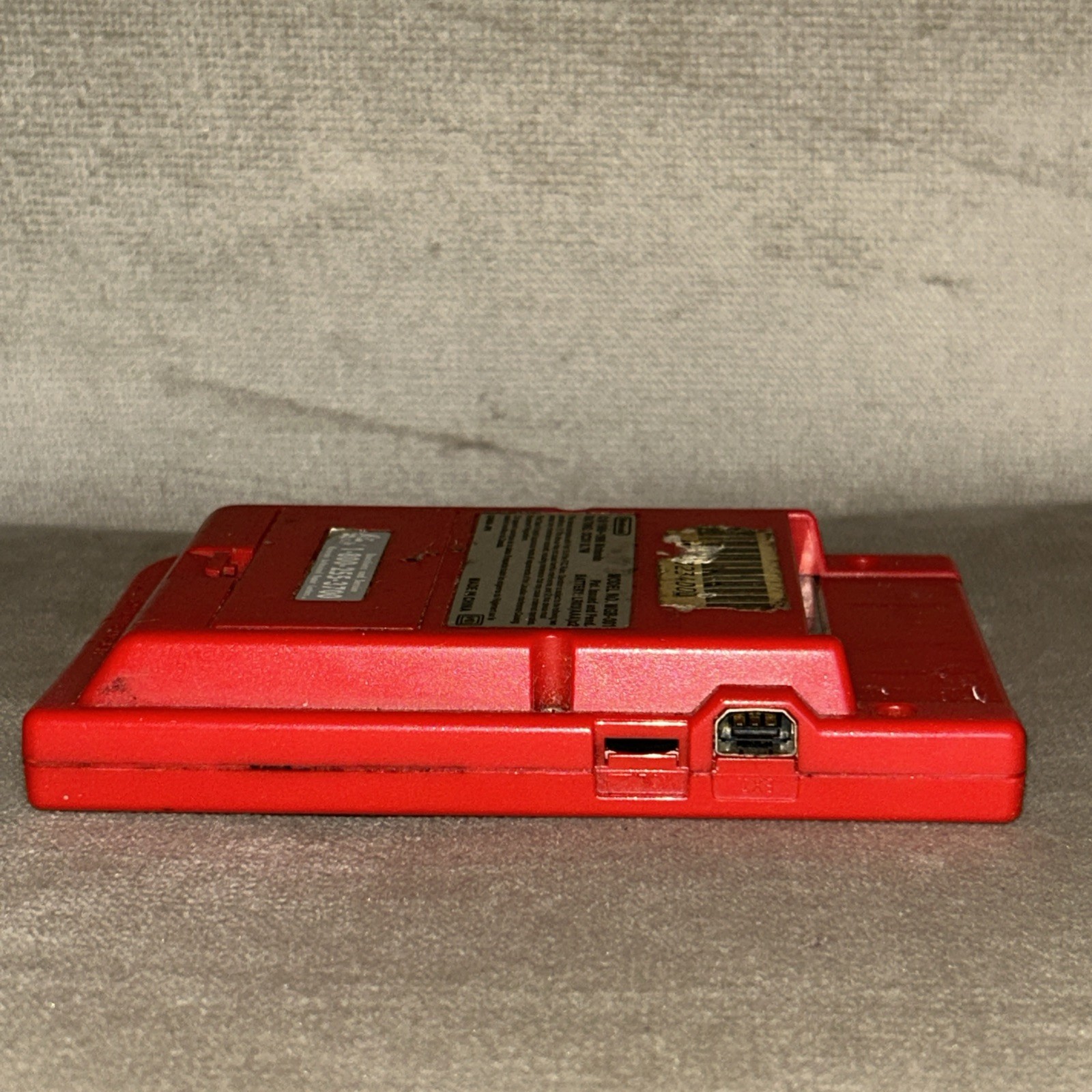 Nintendo Game Boy Pocket – Red (Turns On) AND Pokémon Blastoise case for it !!