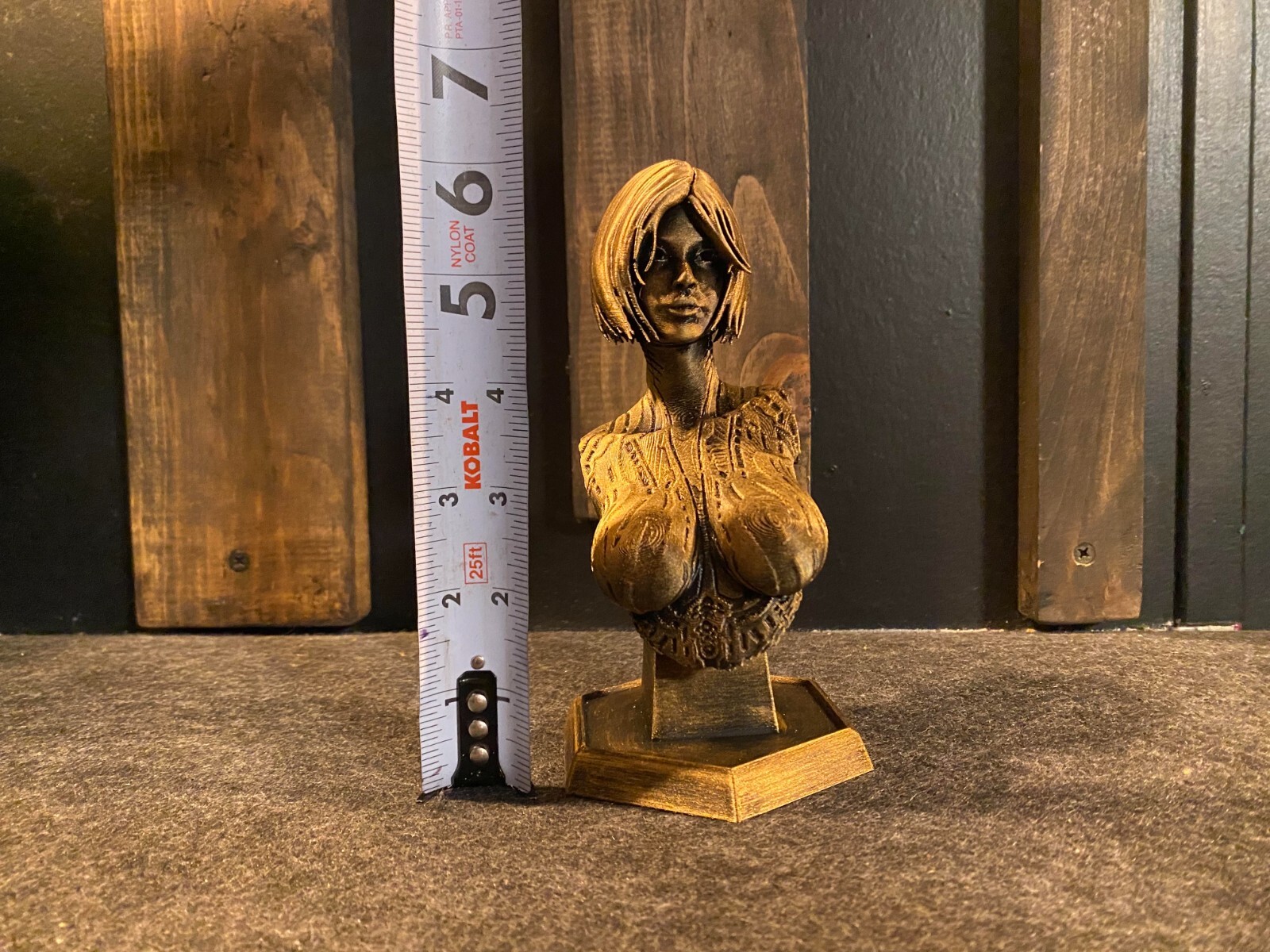 Halo Cortana Gold Statue 6inches tall