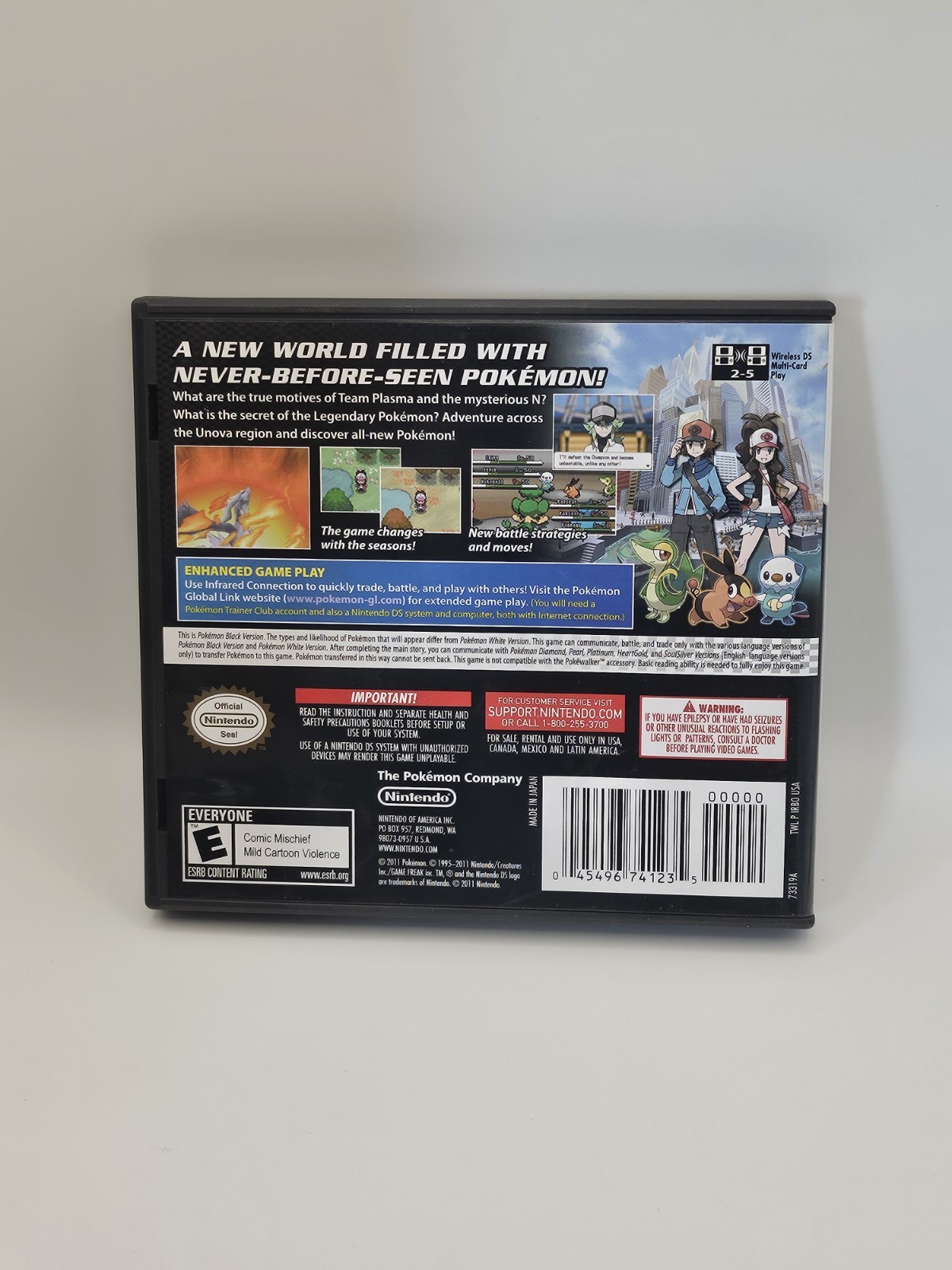 Pokemon Black Version Complete in Box Nintendo DS