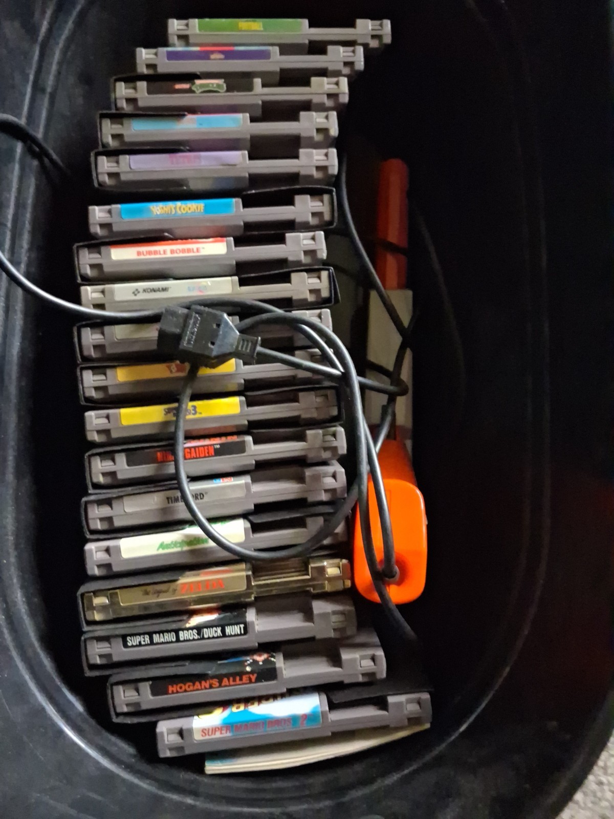Nintendo NES LOT 18 GAMES , 16 SLEEVES, and LIGHT GUN(ZAPPER) ALL FUN GAMES!!!