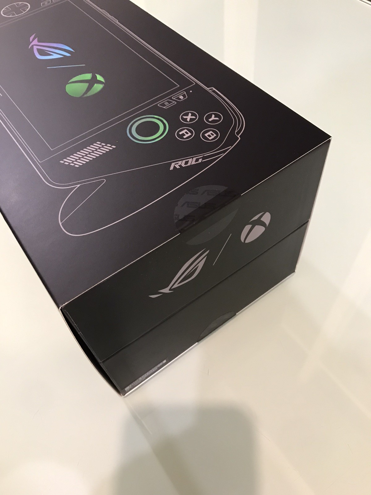 *In Stock* ASUS ROG Xbox Ally X AMD Ryzen AI Z2 Extreme 7″ FHD 120Hz Handheld