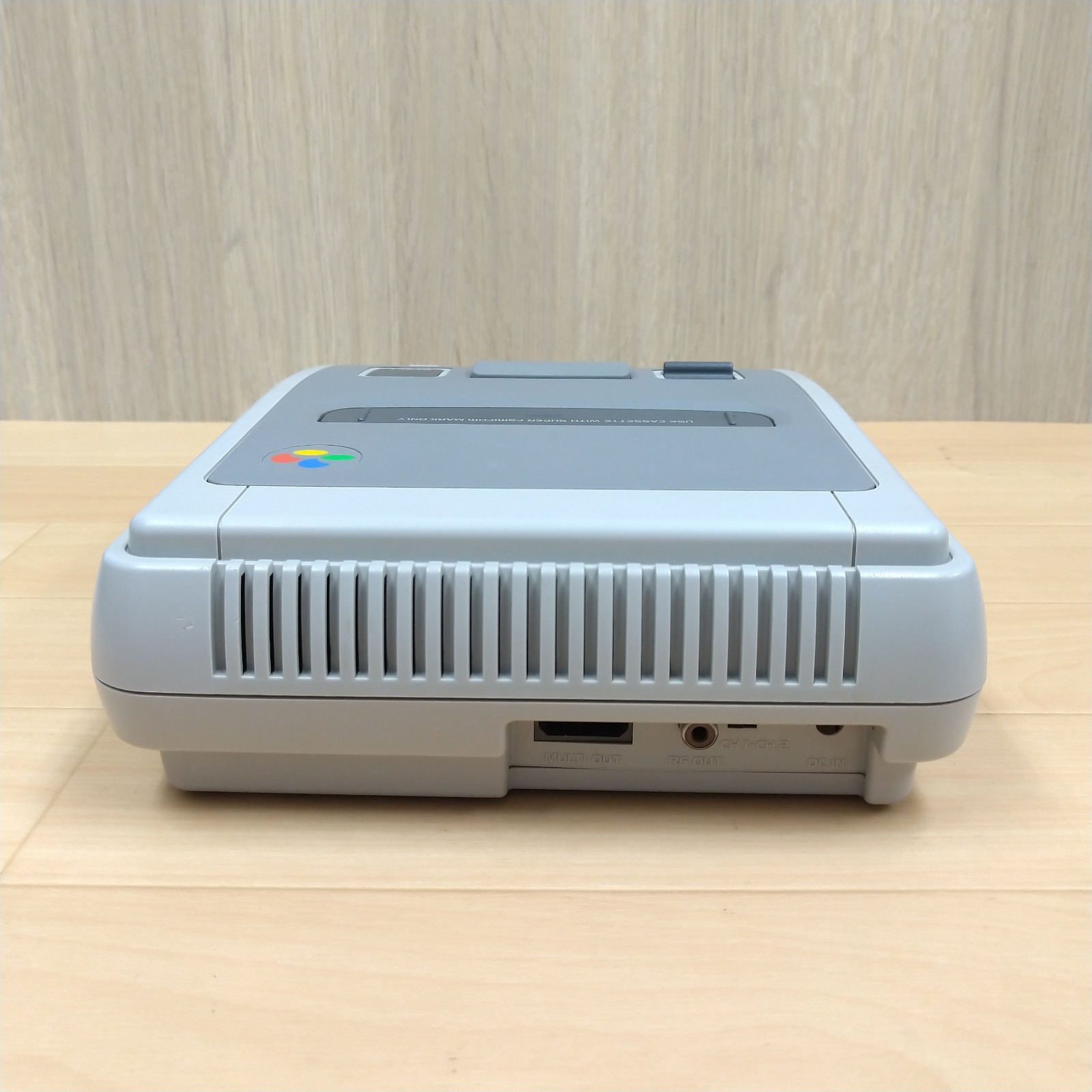 Nintendo Super Famicom Console with Mario World Storage Case & Japanese Game
