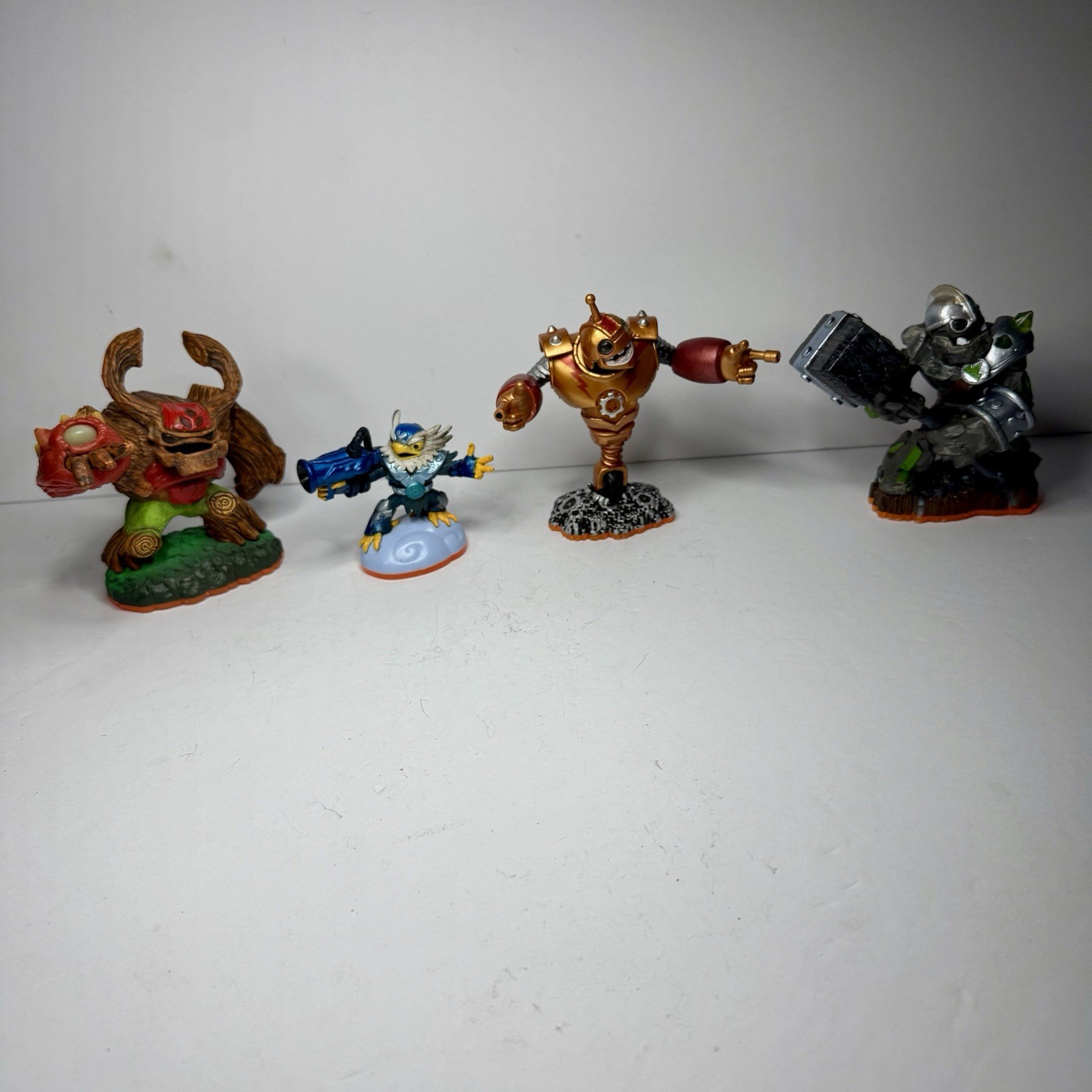 Skylanders Giants Figure Lot Of 4 – Bouncer Jet Vac Crusher Tree Rex