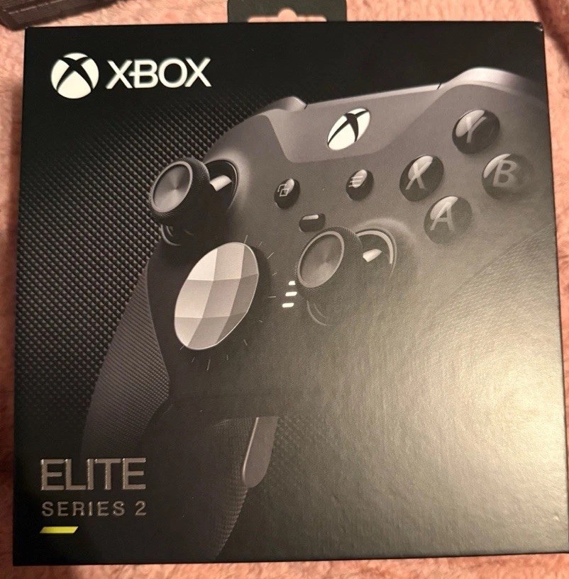 Microsoft Xbox Elite Series 2 Wireless Controller Black w/ Carrying Case