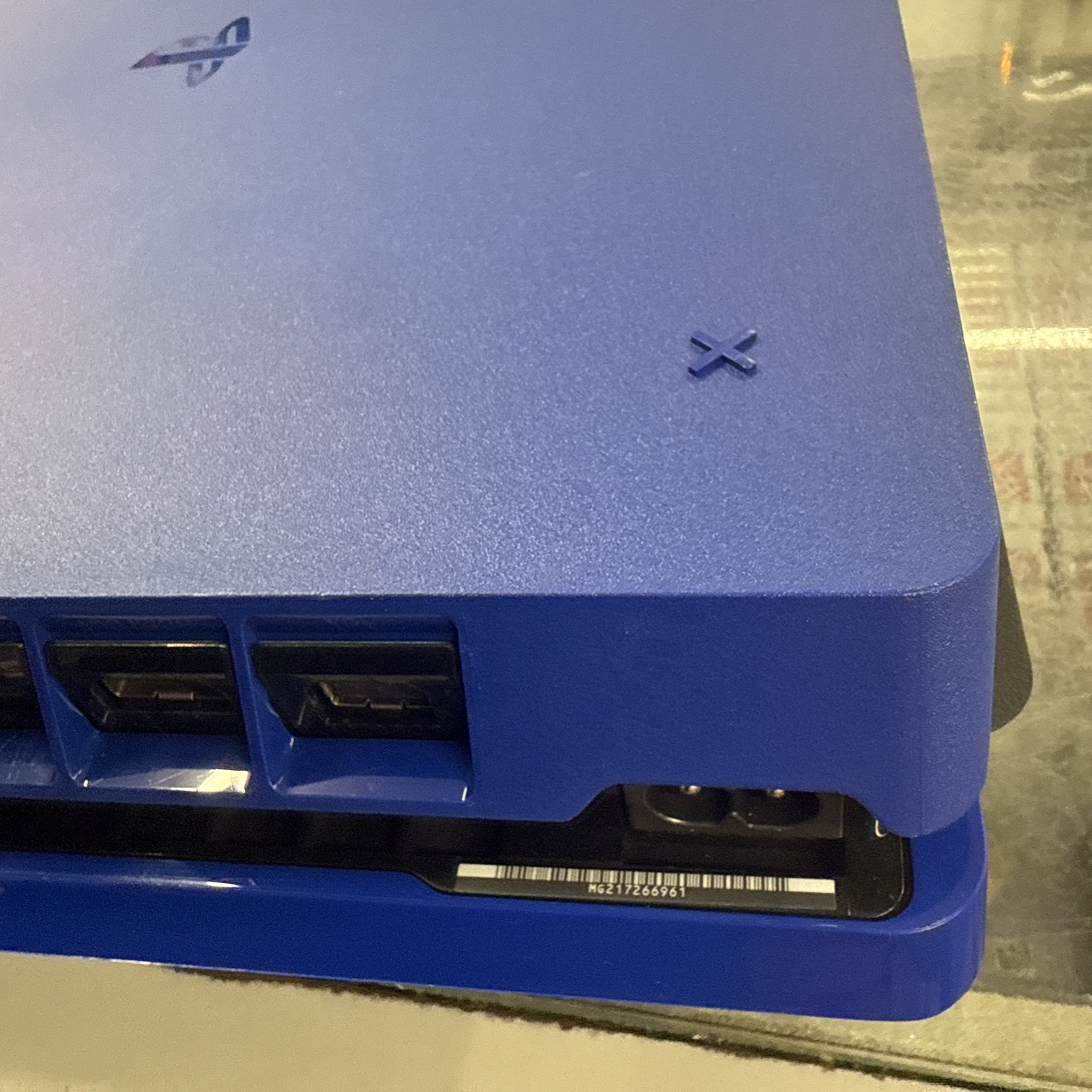Sony PlayStation 4 Slim 1TB Days of Play Blue Limited Edition