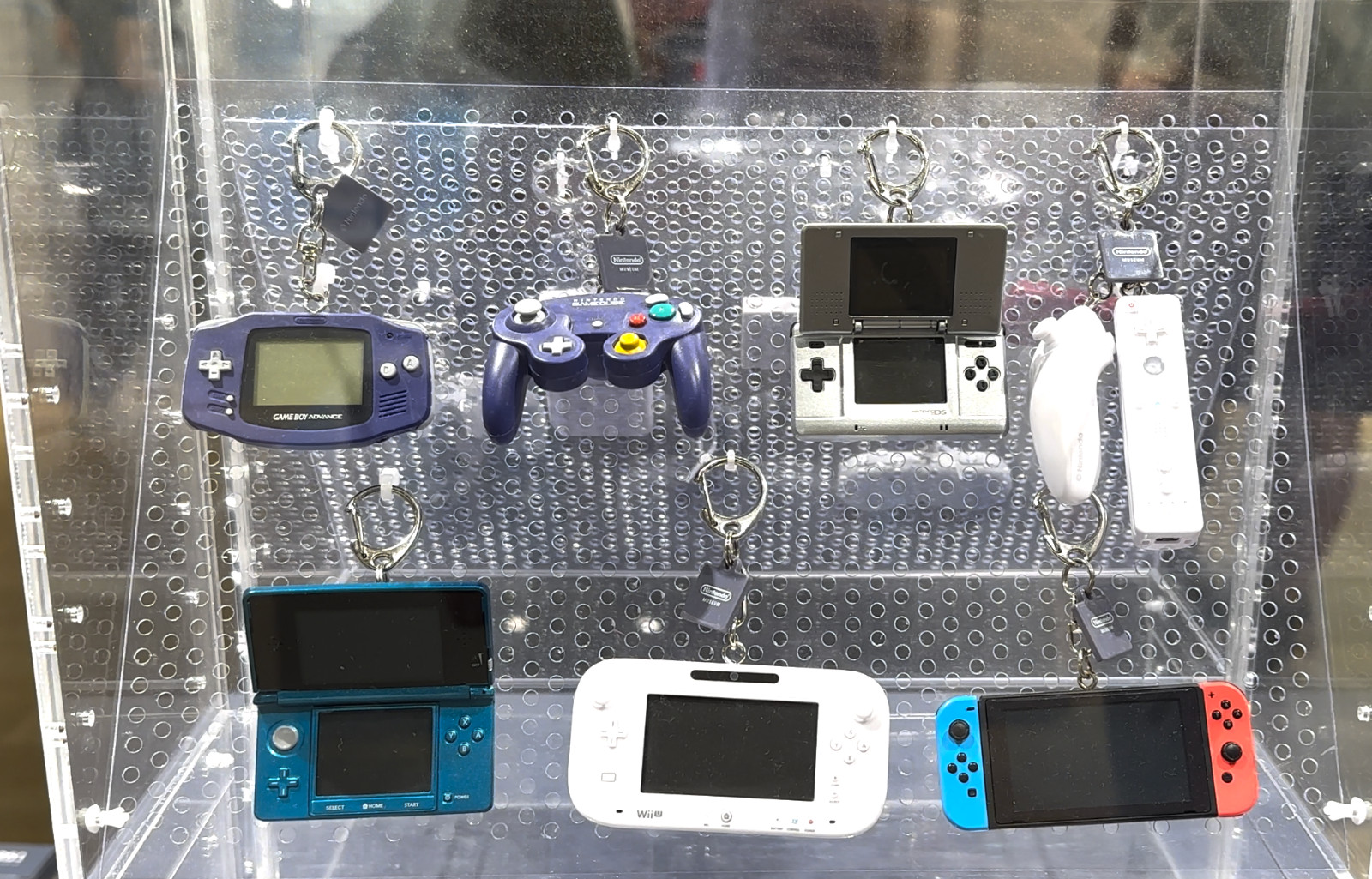Nintendo Museum Game Hardware Keychain Collection 2000-2017 Complete Set of 7