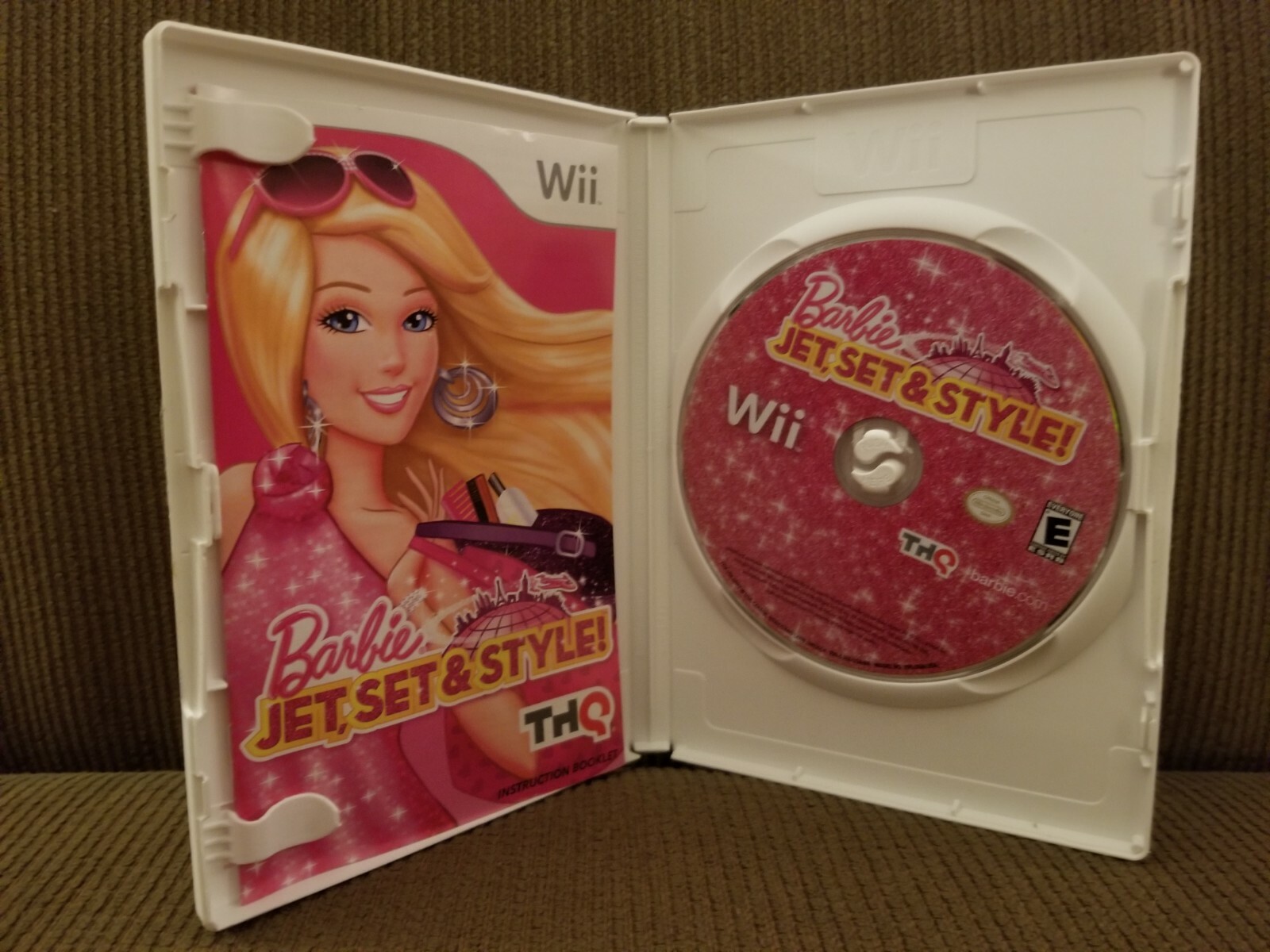 Barbie Jet Set & Style WII Action / Adventure (Video Game) Complete Authentic