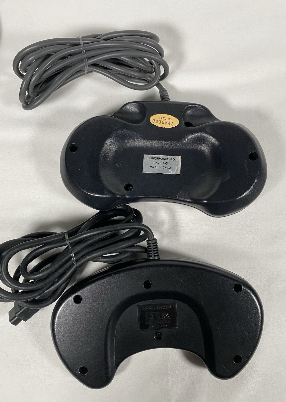 Sega Genesis Console MK-1631 Bundle Sonic NFR Barbie 2 Controllers Tested