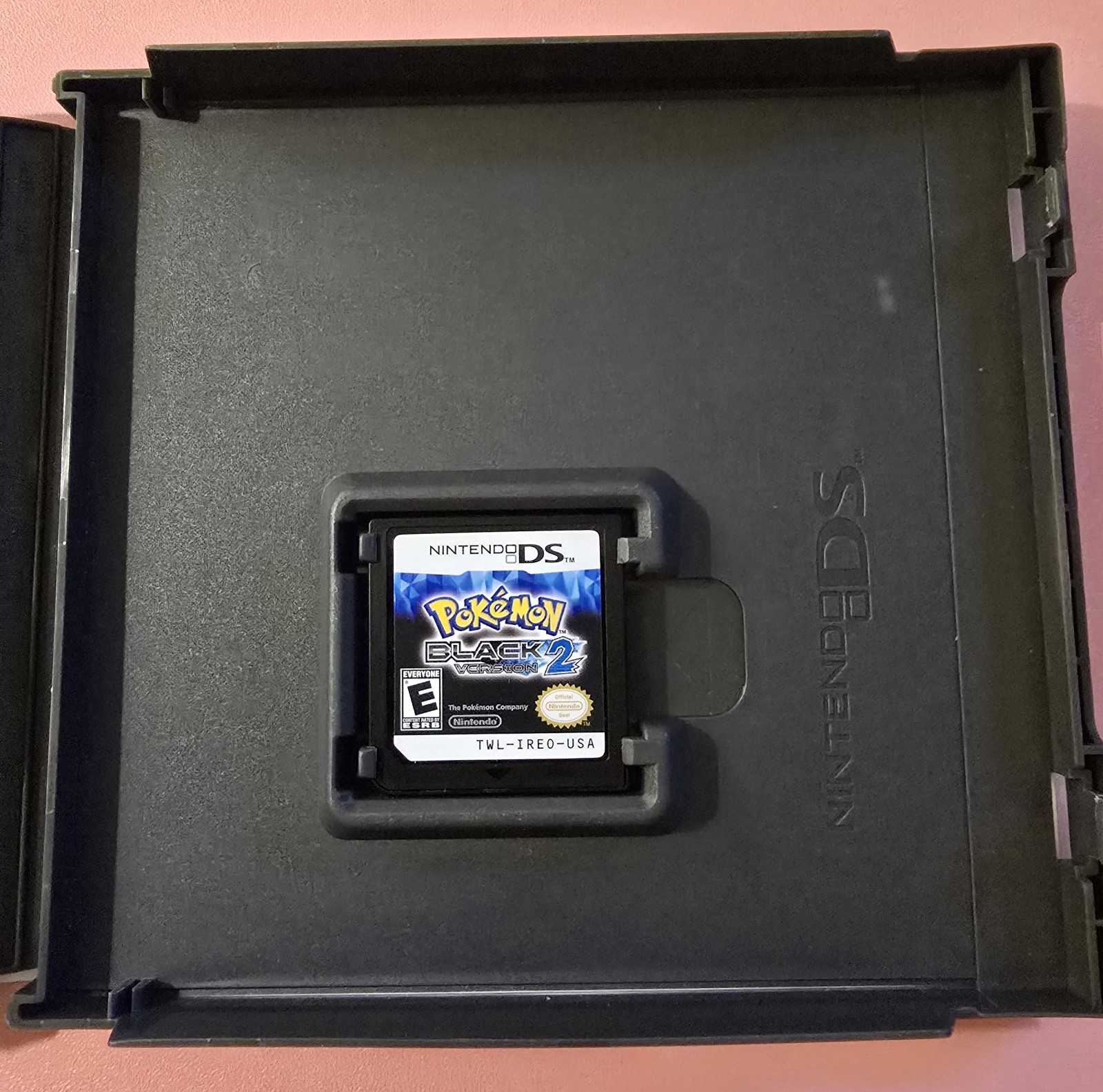 Pokémon Black Version 2 Nintendo DS 2012 Complete CIB US