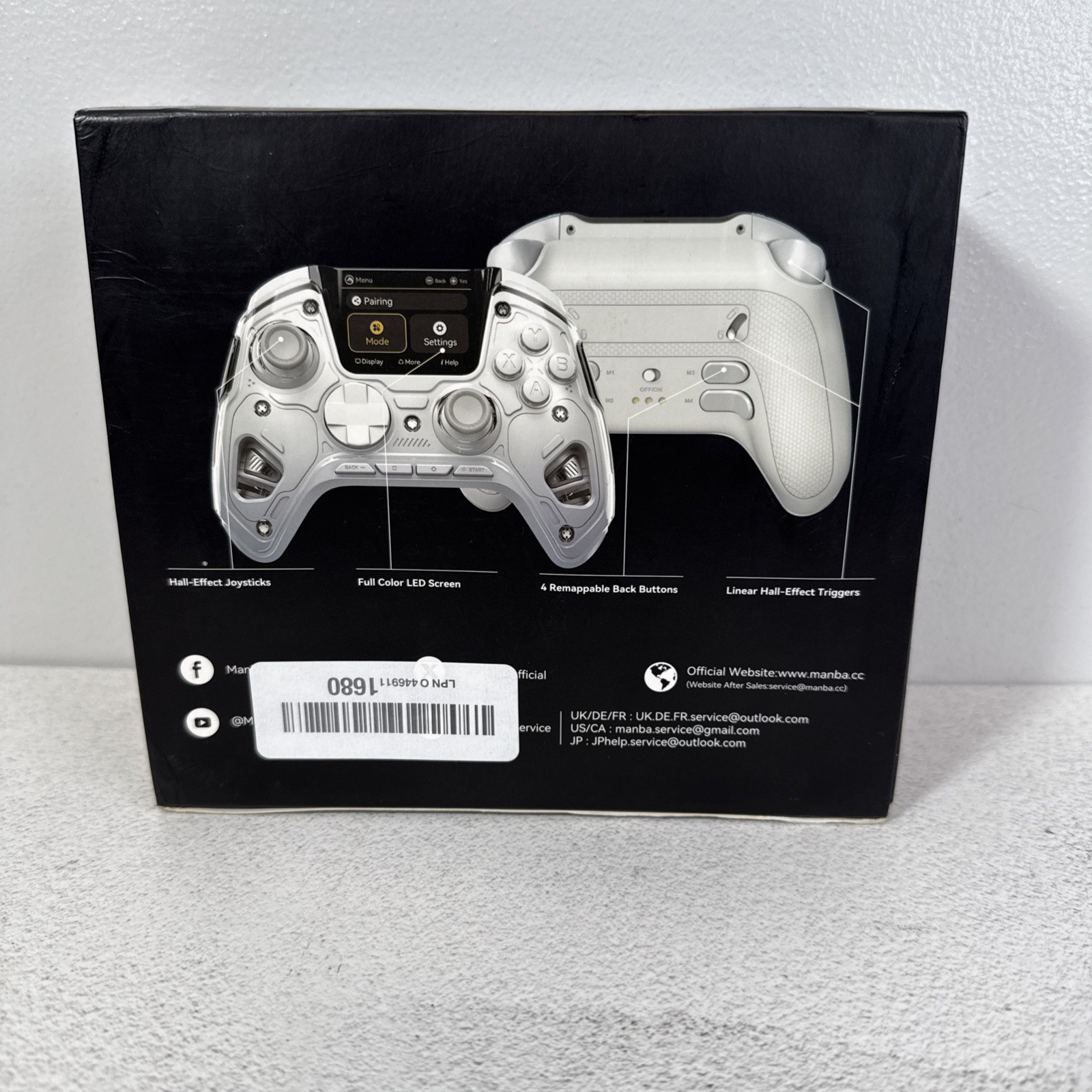Manba One Color Interactive Screen Wireless Gaming Controller Charging Base Open