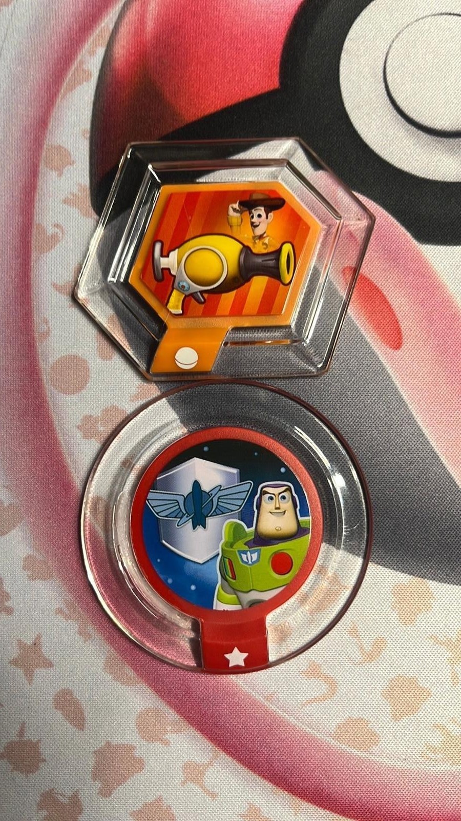 Toy Story Lot – 2 Figures, 1 Play Set Crystal, 2 Discs