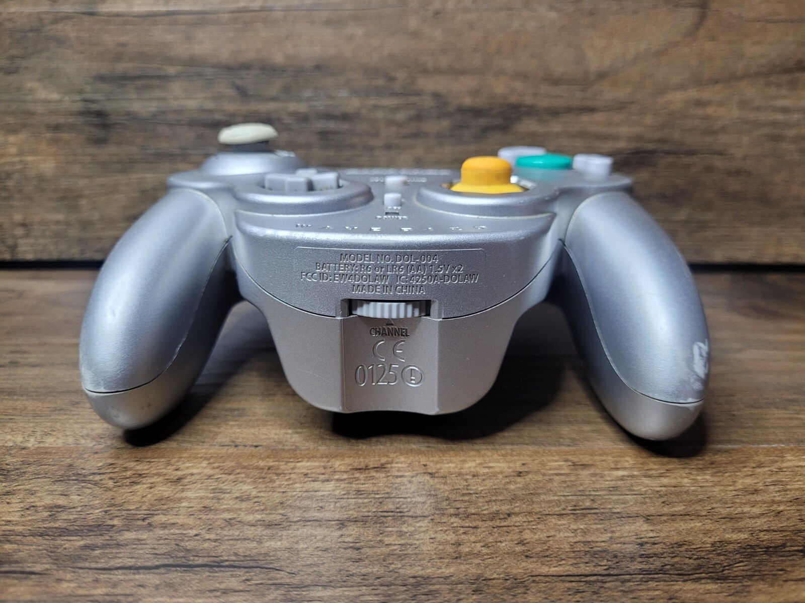 Nintendo Gamecube Wavebird Wireless Controller – Platinum( No Dongle Or Back)